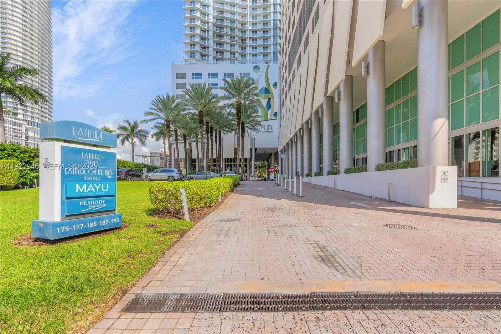 Small Image of 185 SOUTH WEST 7TH ST #3314, Miami Number 24