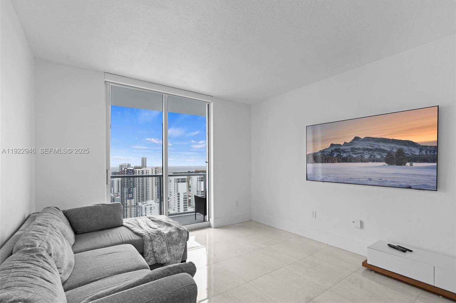 Small Image of 185 SOUTH WEST 7TH ST #3314, Miami Number 6