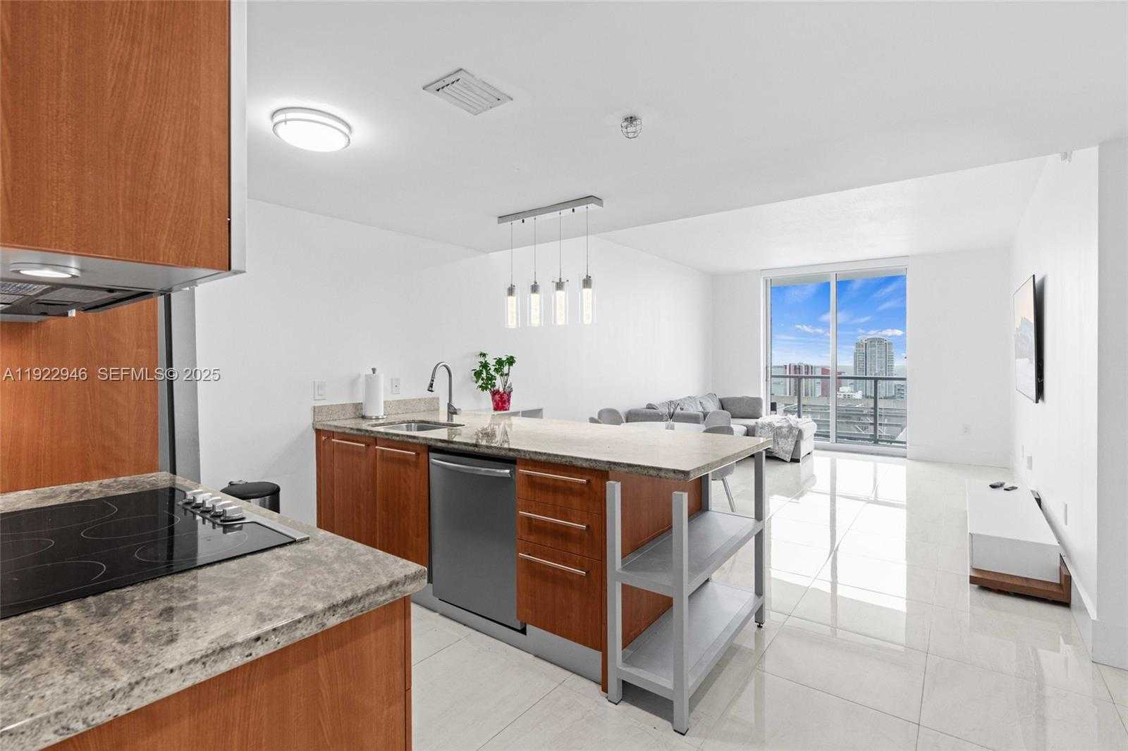 Small Image of 185 SOUTH WEST 7TH ST #3314, Miami Number 8