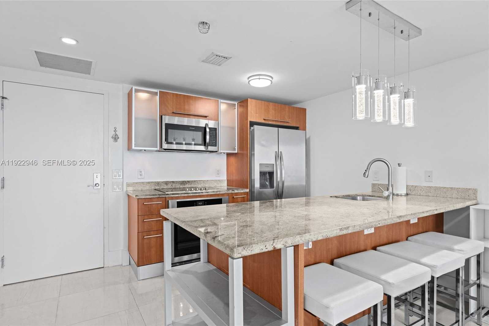 Small Image of 185 SOUTH WEST 7TH ST #3314, Miami Number 9