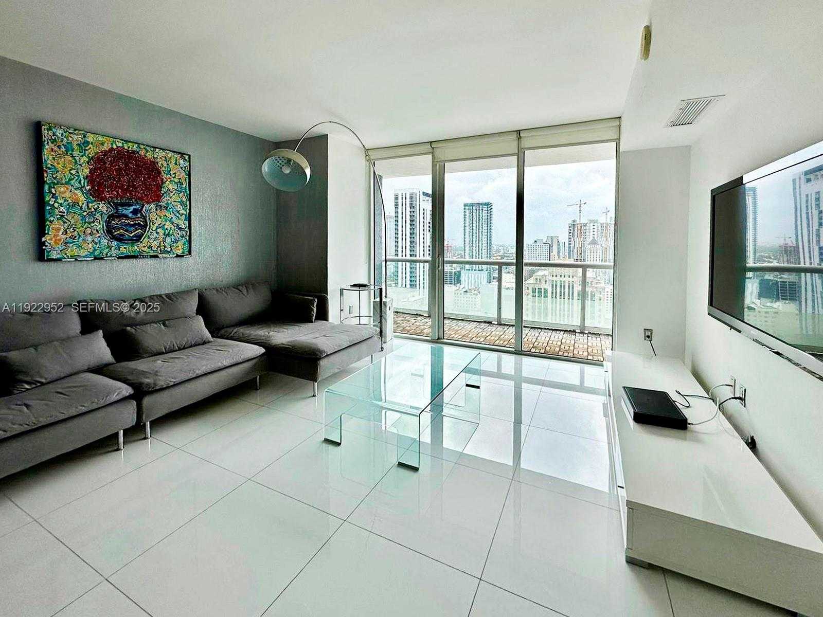 Small Image of 50 BISCAYNE BLVD #3107, Miami Number 3