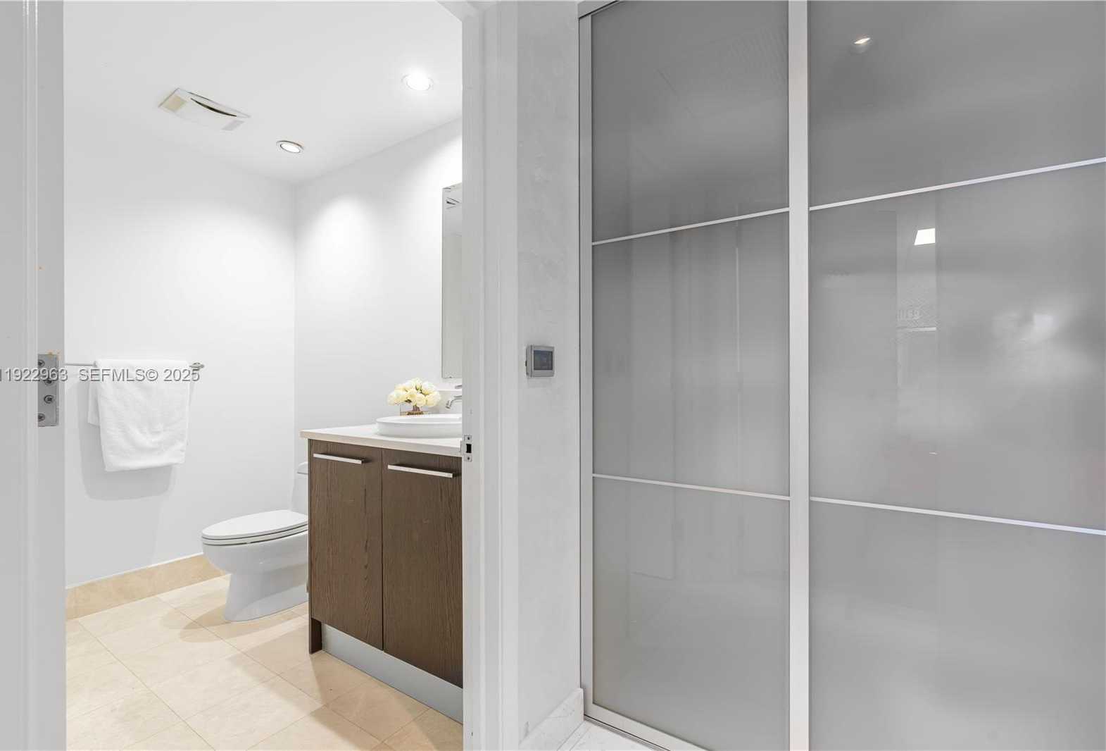 Small Image of 17121 COLLINS AVE #903, Sunny Isles Beach Number 18