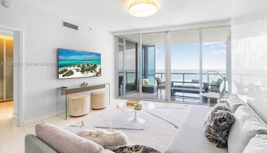 Small Image of 17121 COLLINS AVE #903, Sunny Isles Beach Number 4