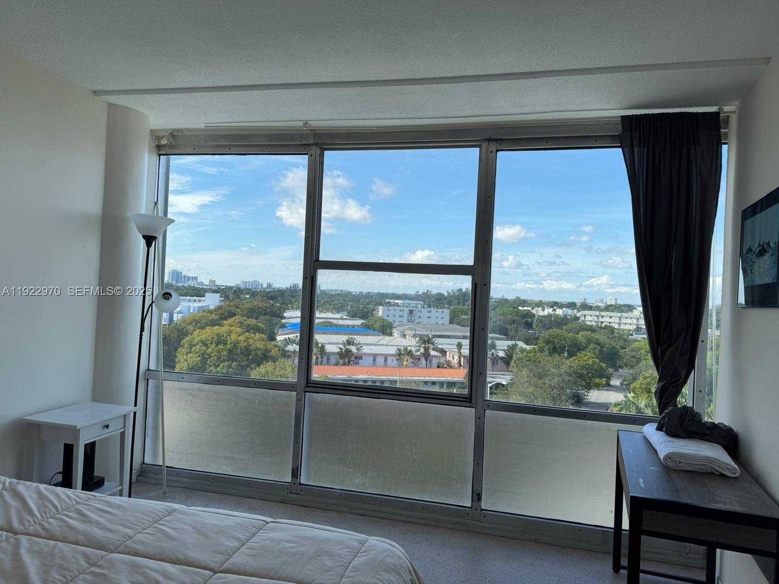 Small Image of 900 BAY DR #615, Miami Beach Number 5