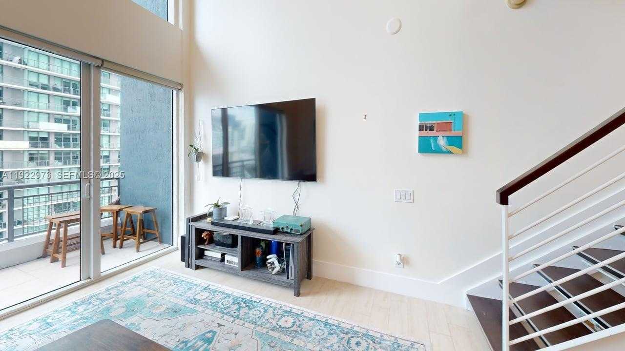 Small Image of 60 SOUTH WEST 13TH ST #3620, Miami Number 2