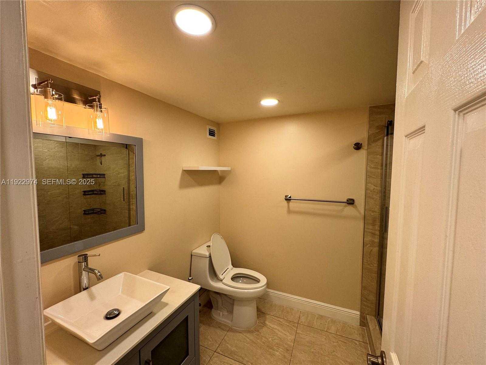 Small Image of 7928 WEST DR #602, North Bay Village Number 16