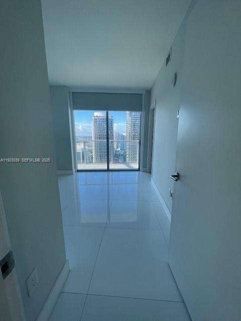 Small Image of 1100 SOUTH MIAMI AVE #3907, Miami Number 14