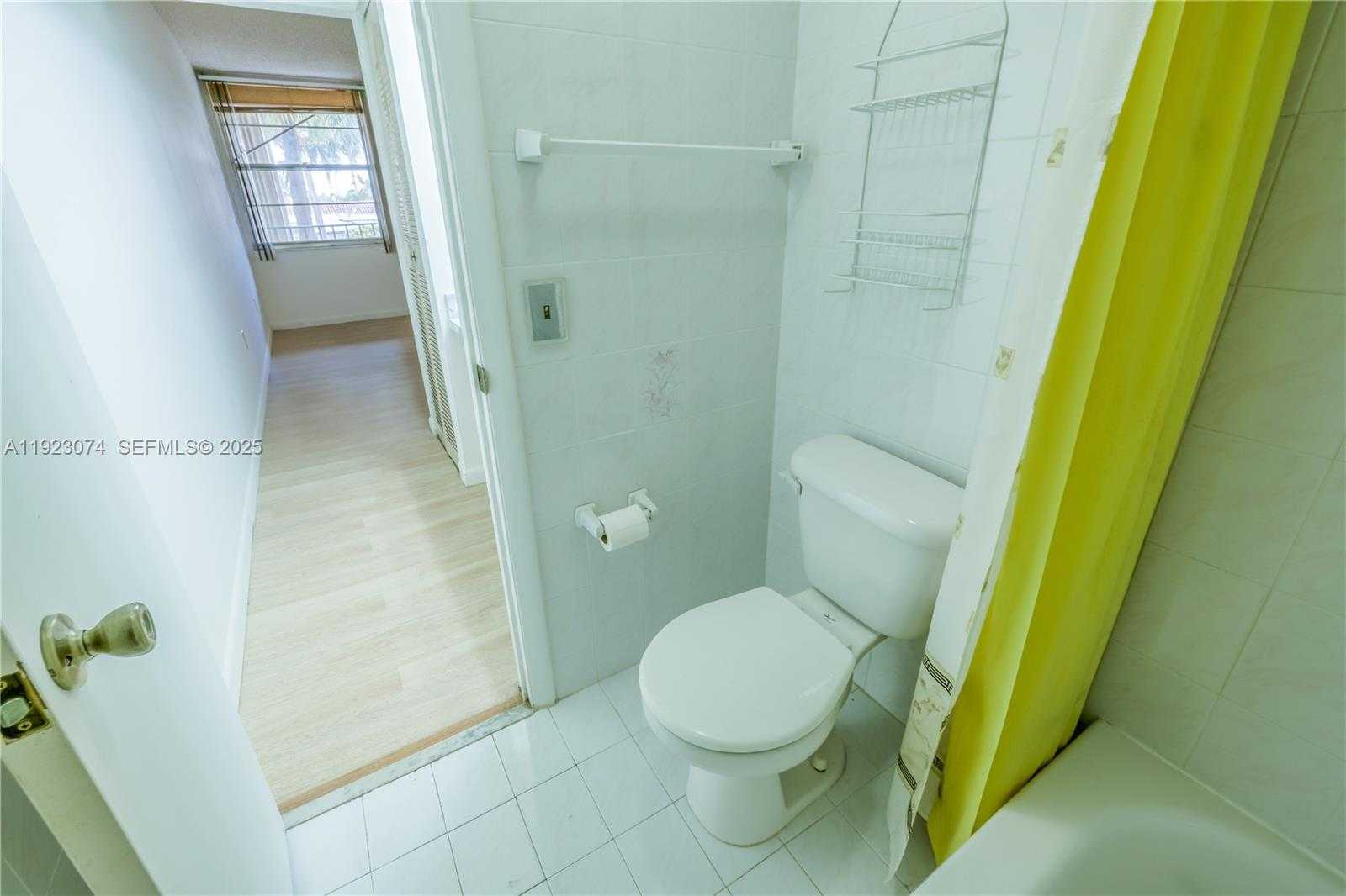 Small Image of 1900 WEST 68TH ST #C203, Hialeah Number 22