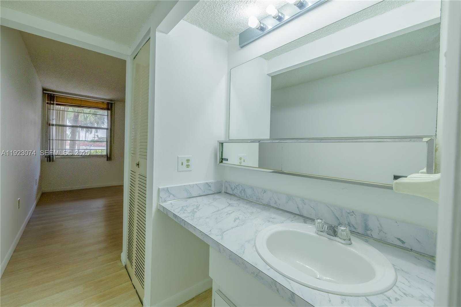 Small Image of 1900 WEST 68TH ST #C203, Hialeah Number 23