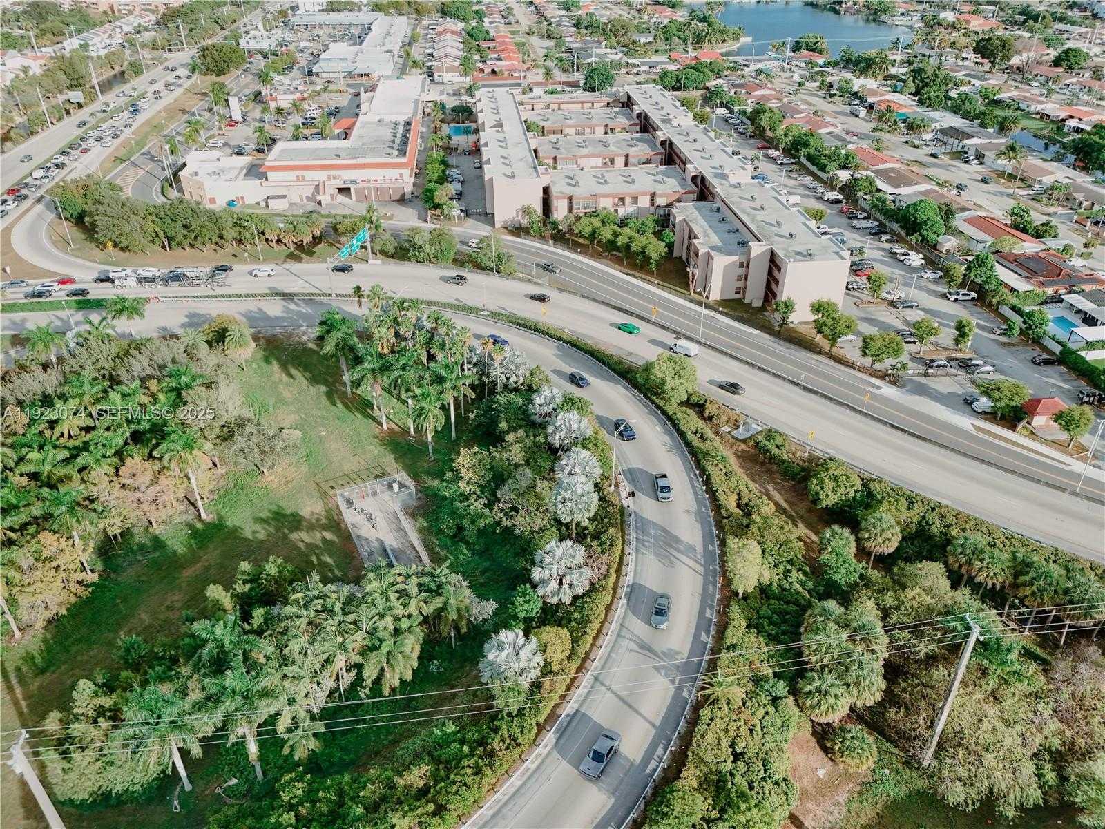 Small Image of 1900 WEST 68TH ST #C203, Hialeah Number 32