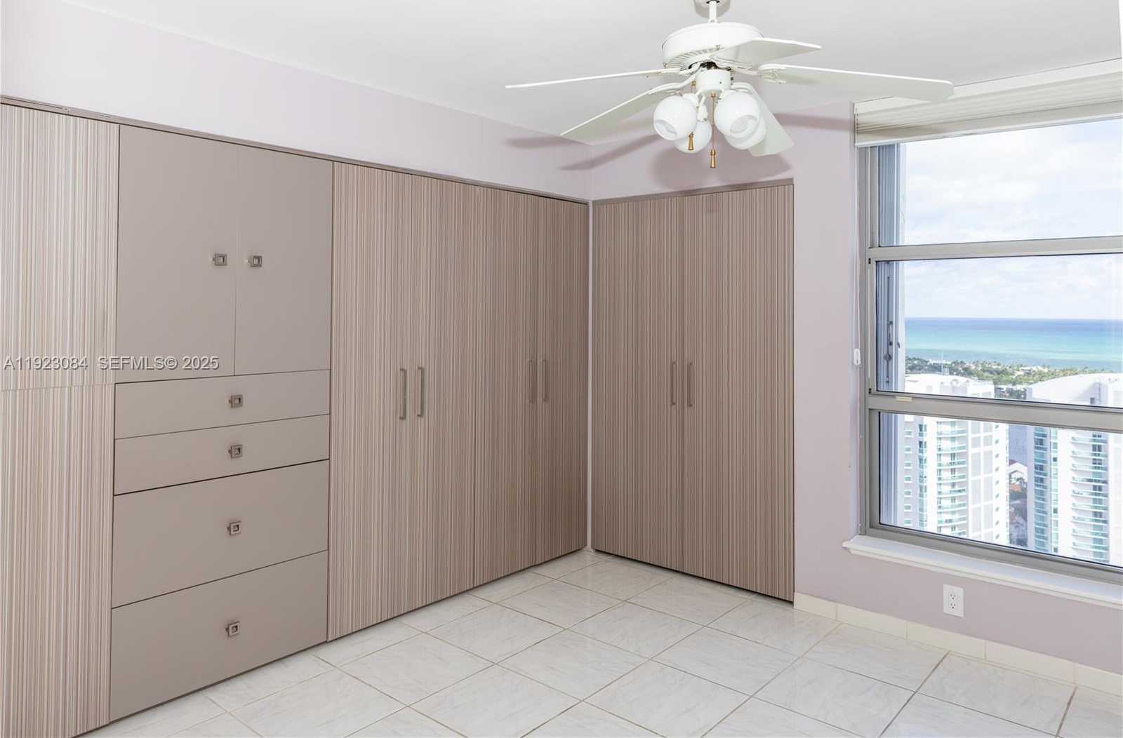 Small Image of 3500 MYSTIC POINTE DR #3506, Aventura Number 23