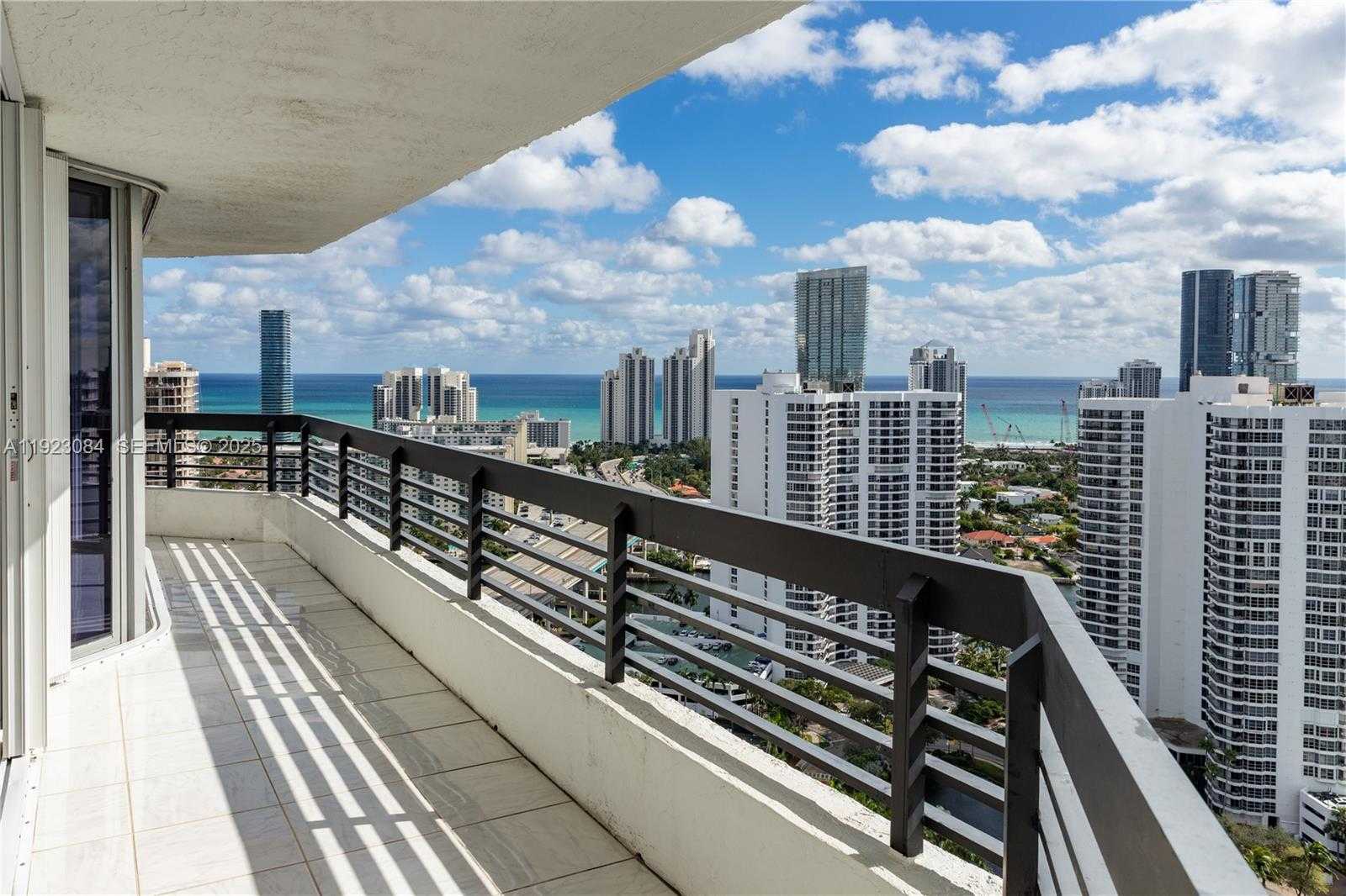Small Image of 3500 MYSTIC POINTE DR #3506, Aventura Number 41