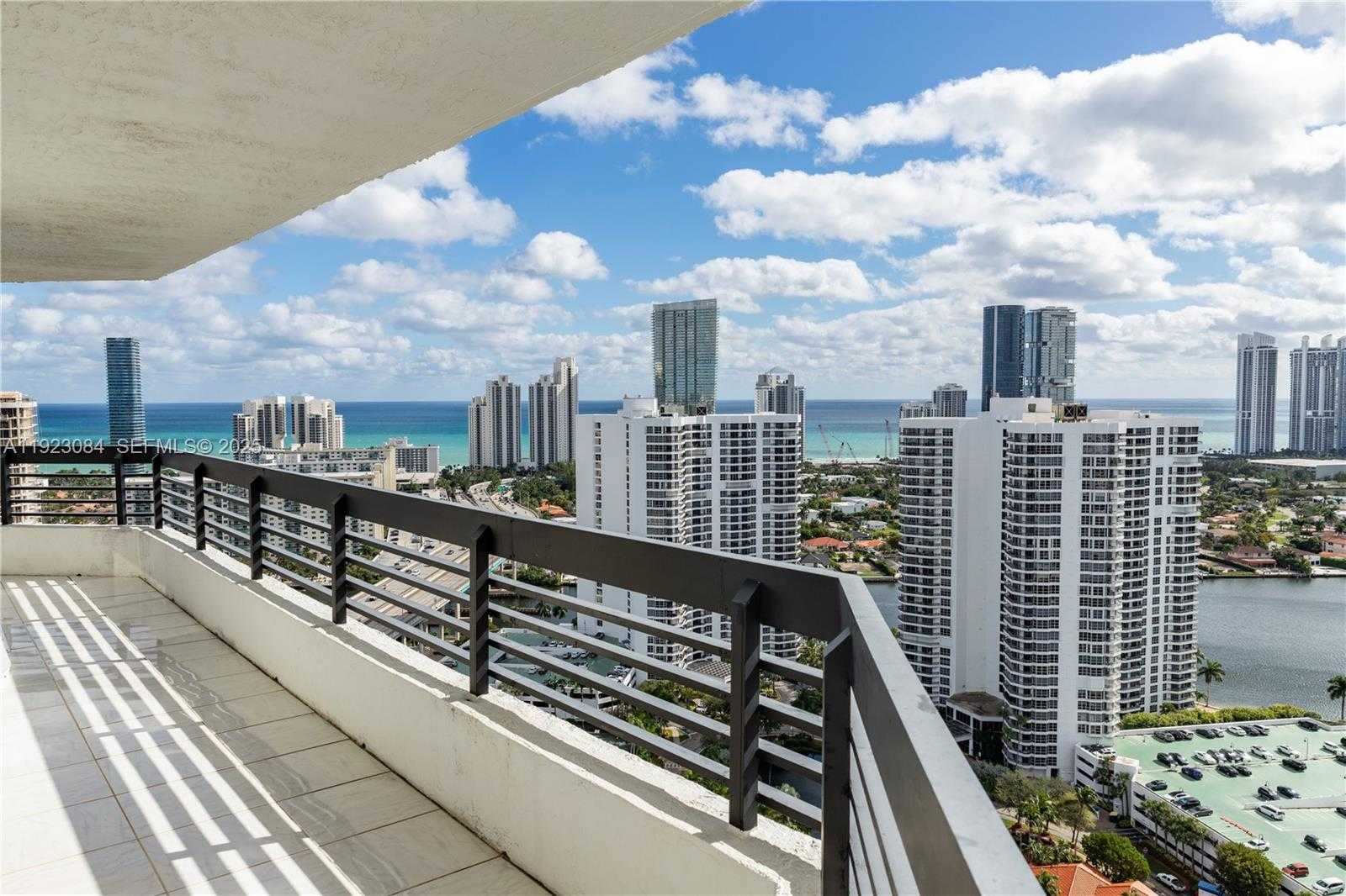 Small Image of 3500 MYSTIC POINTE DR #3506, Aventura Number 42