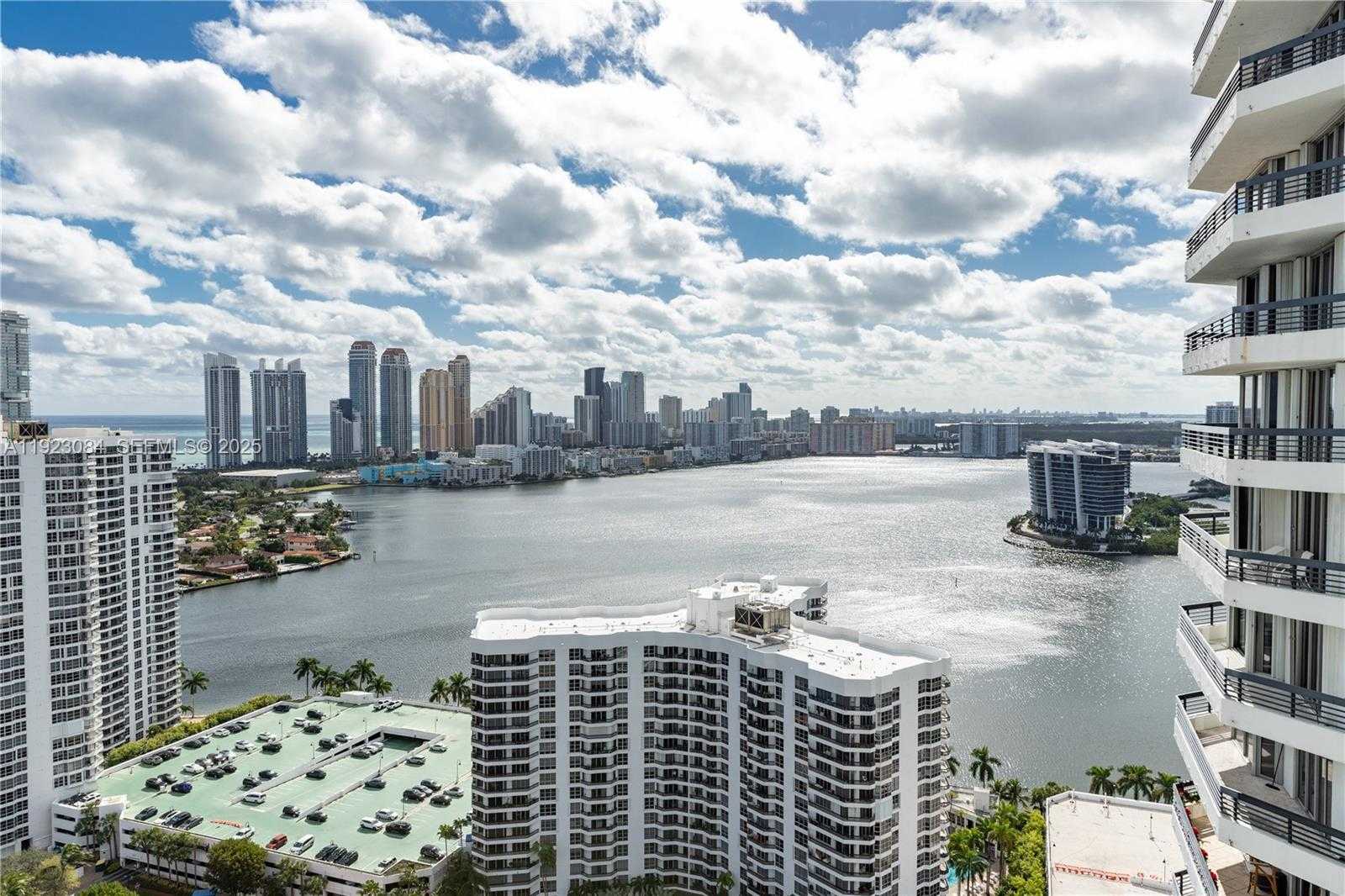 Small Image of 3500 MYSTIC POINTE DR #3506, Aventura Number 43