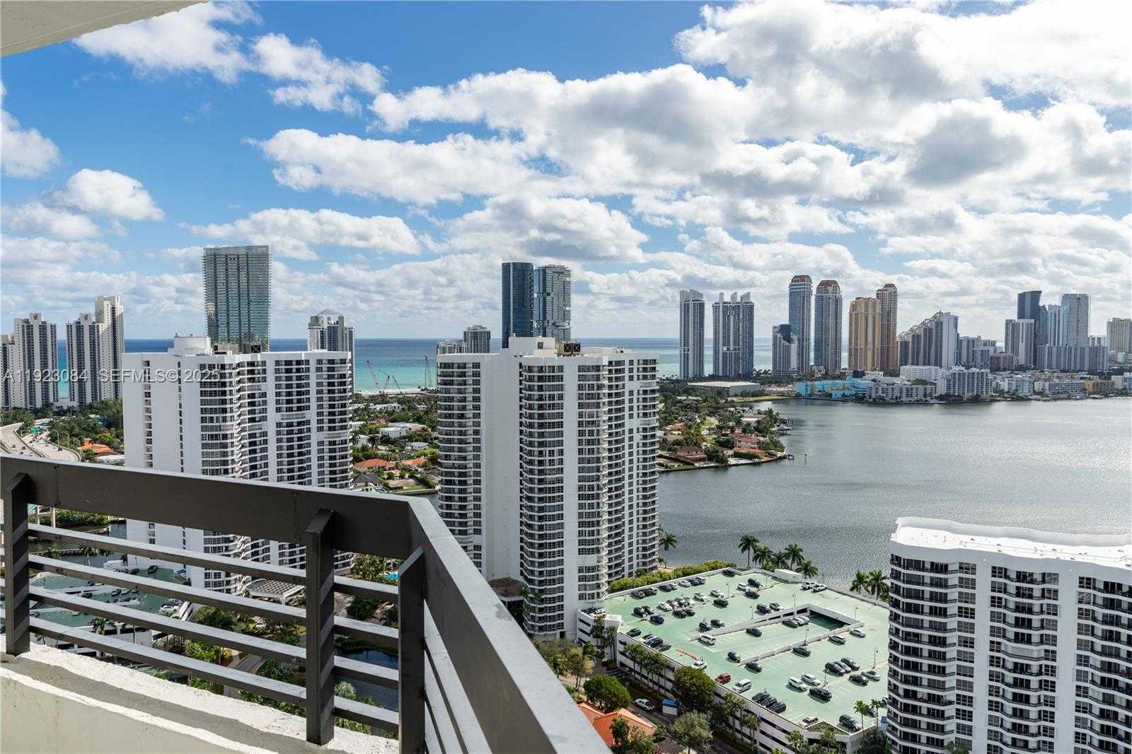 Small Image of 3500 MYSTIC POINTE DR #3506, Aventura Number 44