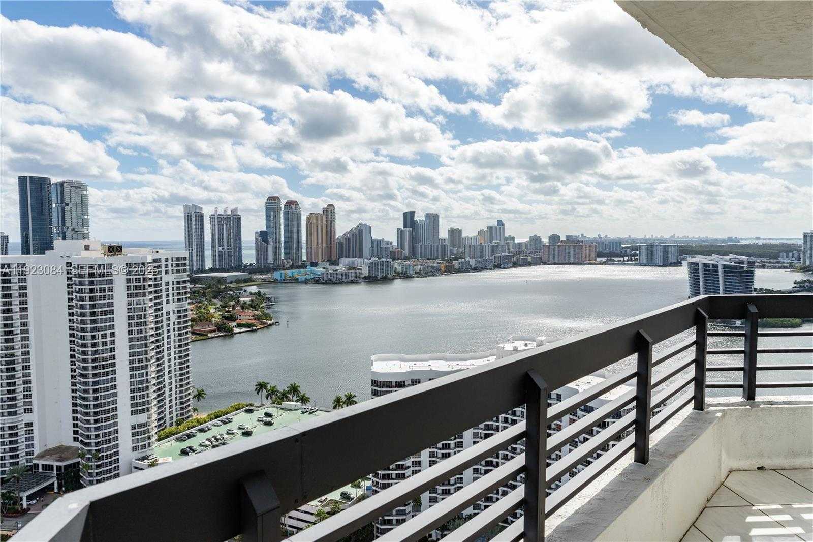 Small Image of 3500 MYSTIC POINTE DR #3506, Aventura Number 45