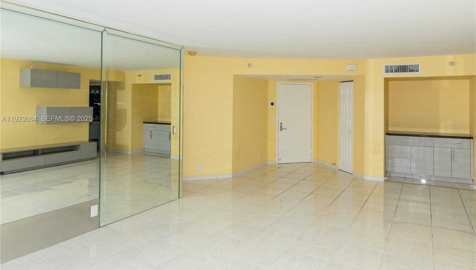 Small Image of 3500 MYSTIC POINTE DR #3506, Aventura Number 8