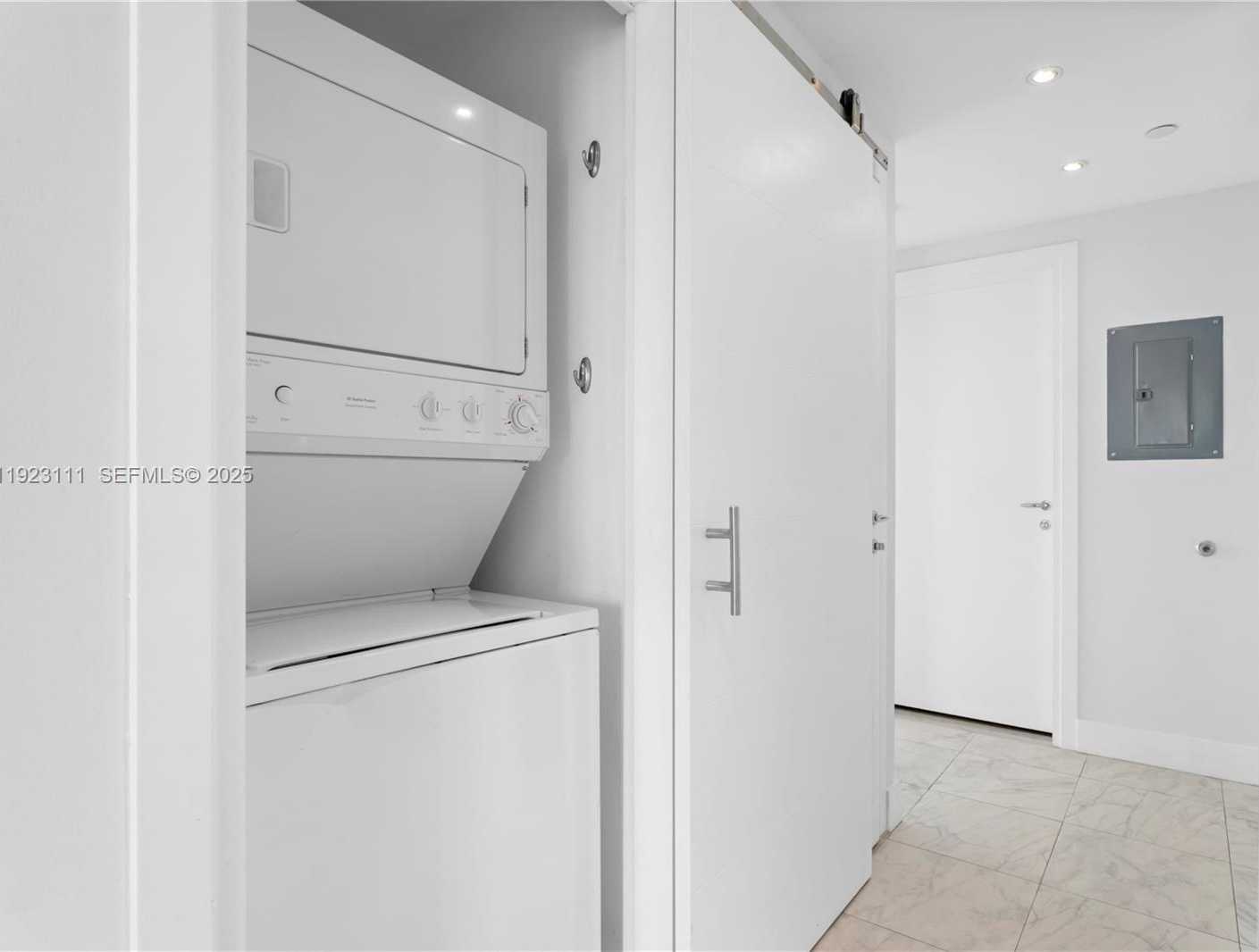 Imagen de Pequeño Objeto