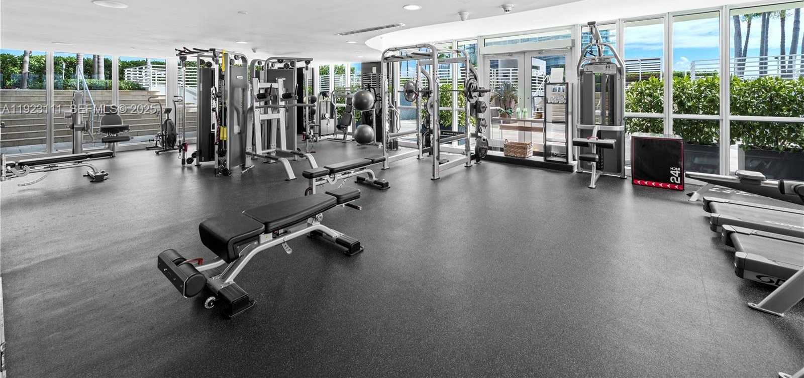 Imagen de Pequeño Objeto