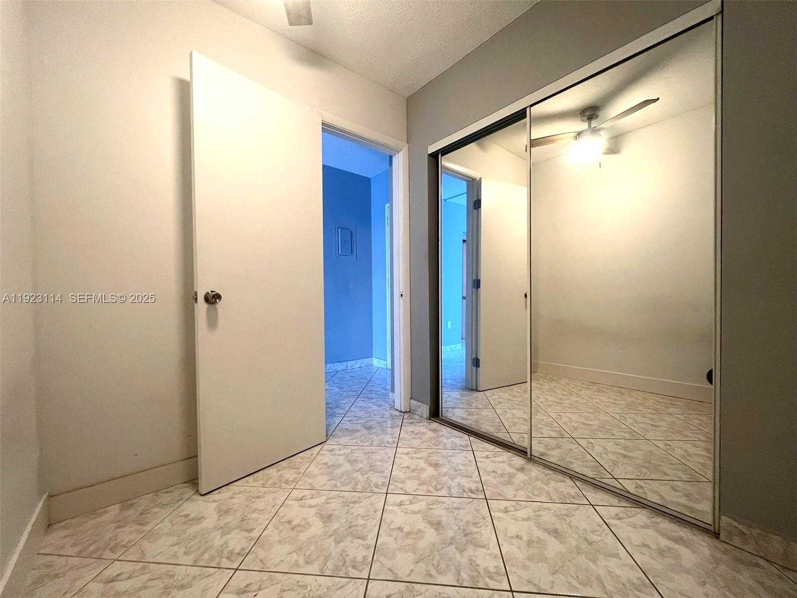 Small Image of 400 KINGS POINT DR #322, Sunny Isles Beach Number 6