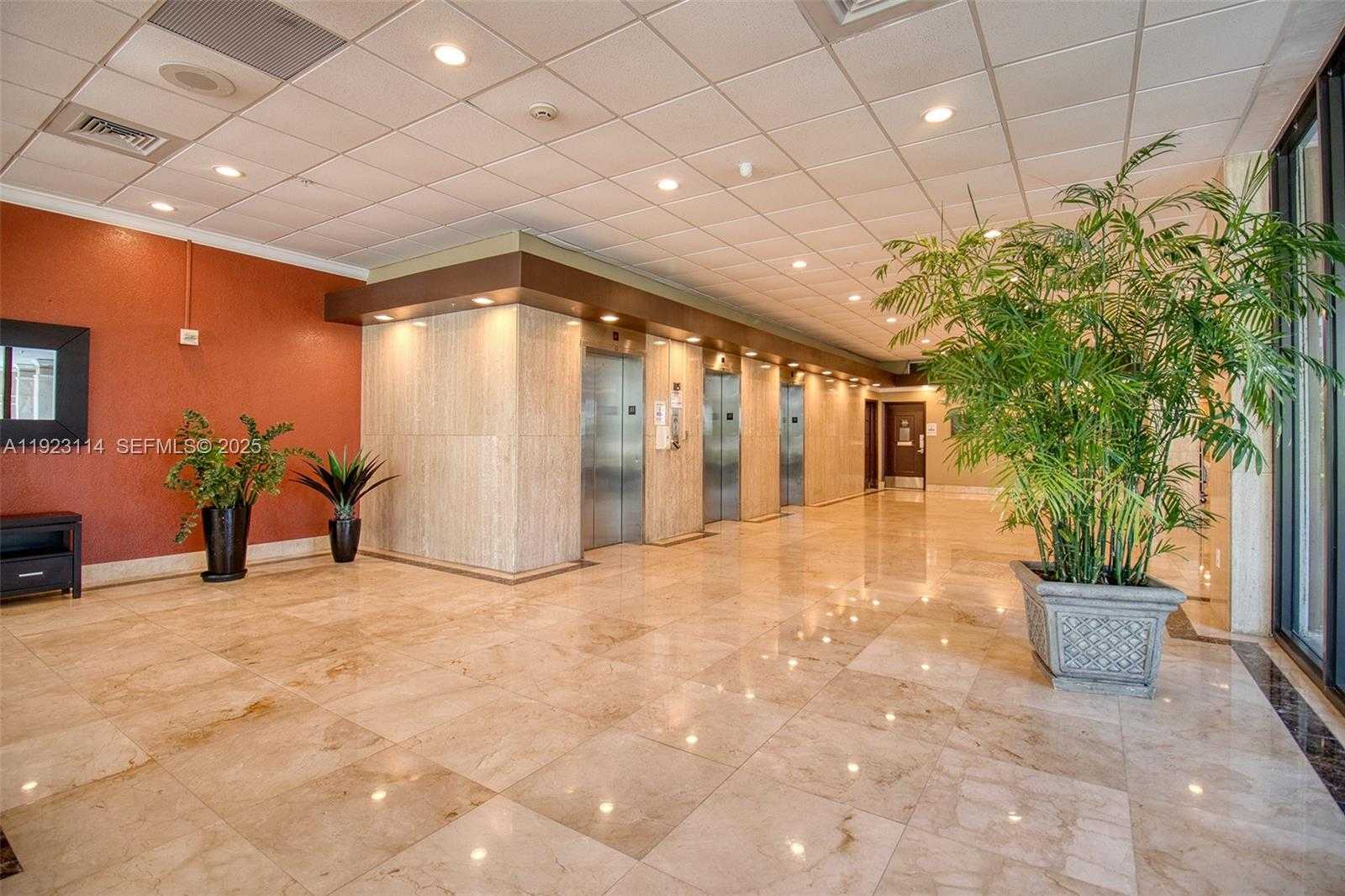 Small Image of 400 KINGS POINT DR #322, Sunny Isles Beach Number 8