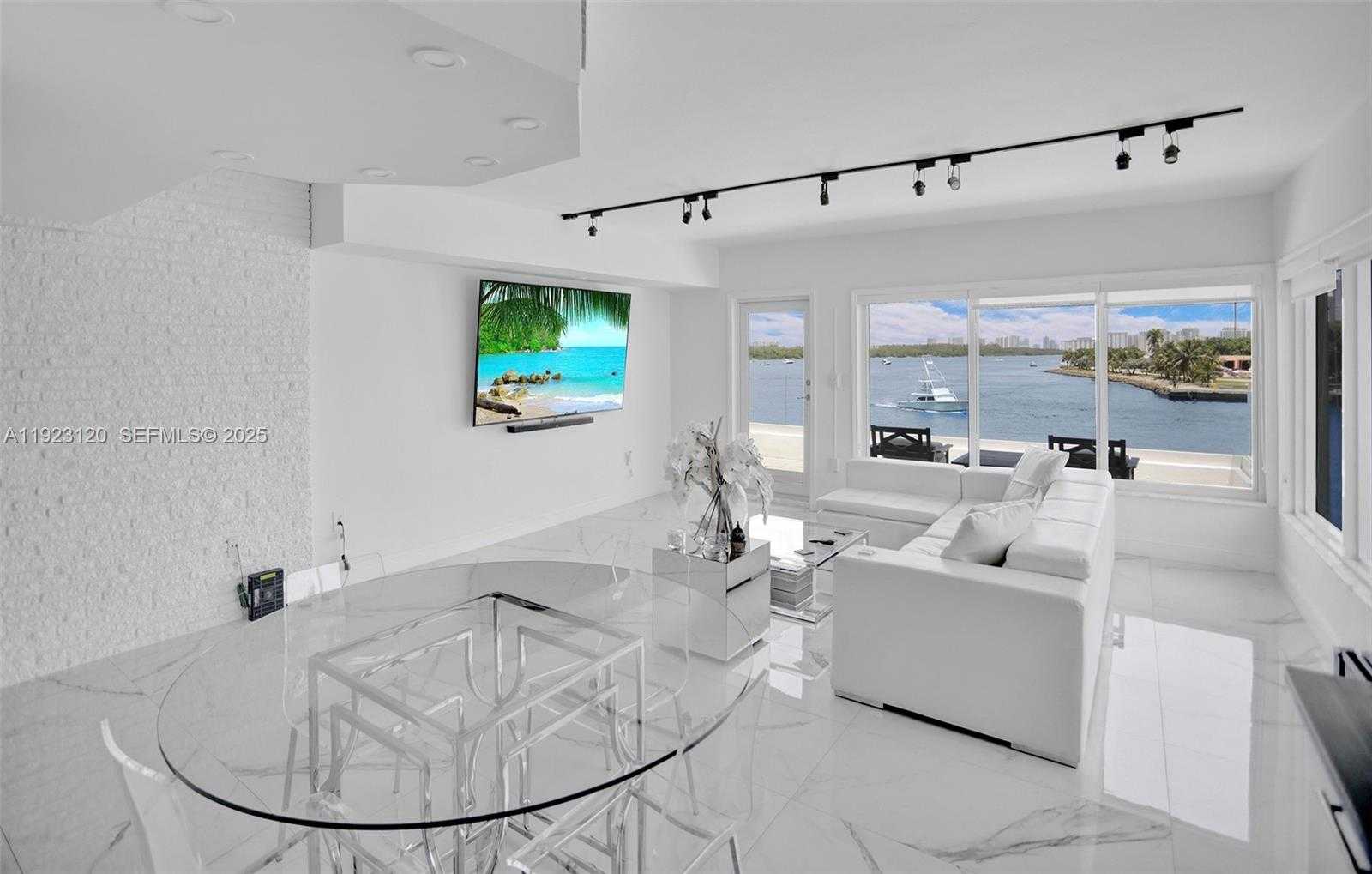Small Image of 286 BAL BAY DR #3C, Bal Harbour Number 1