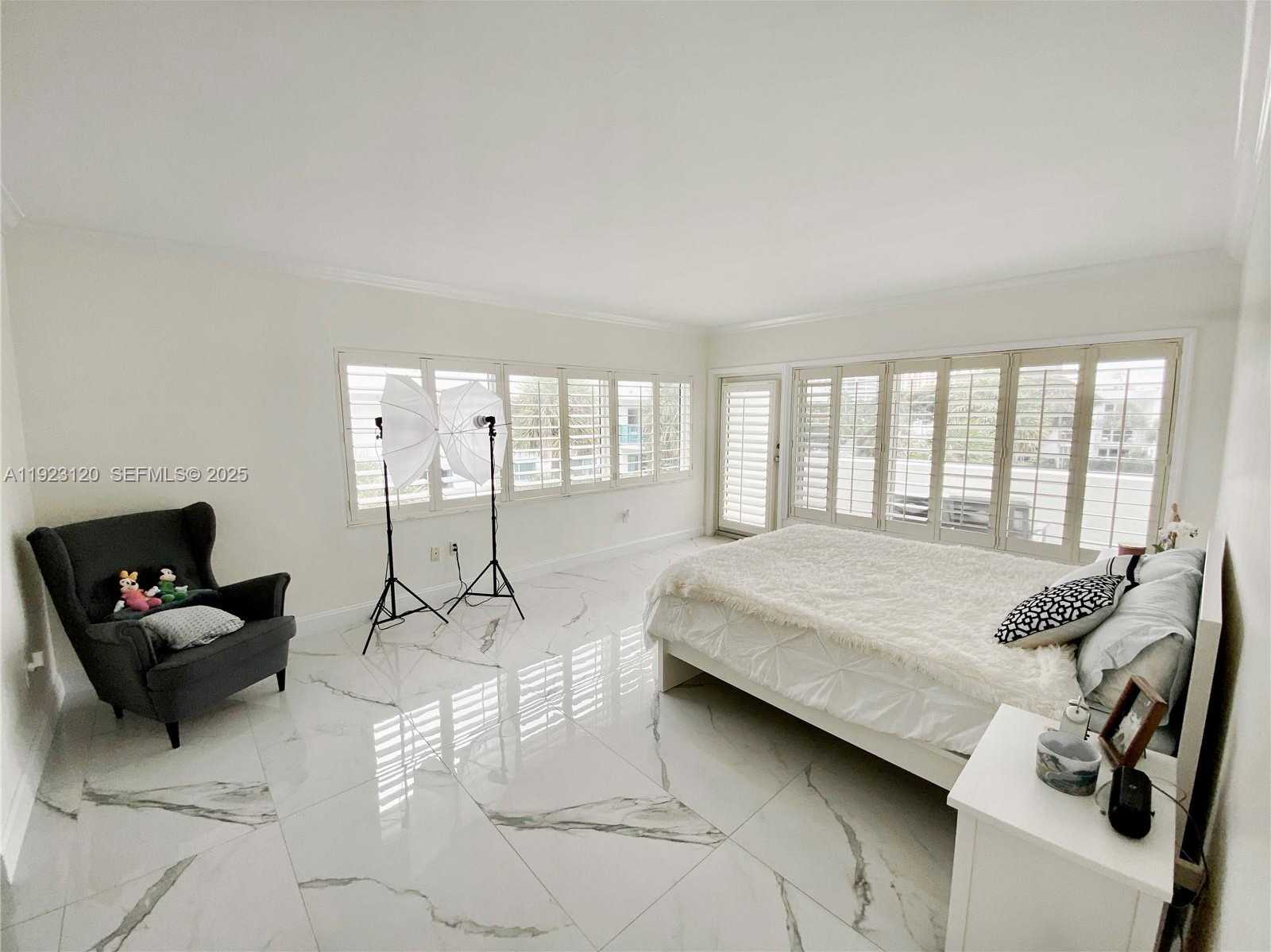 Small Image of 286 BAL BAY DR #3C, Bal Harbour Number 7