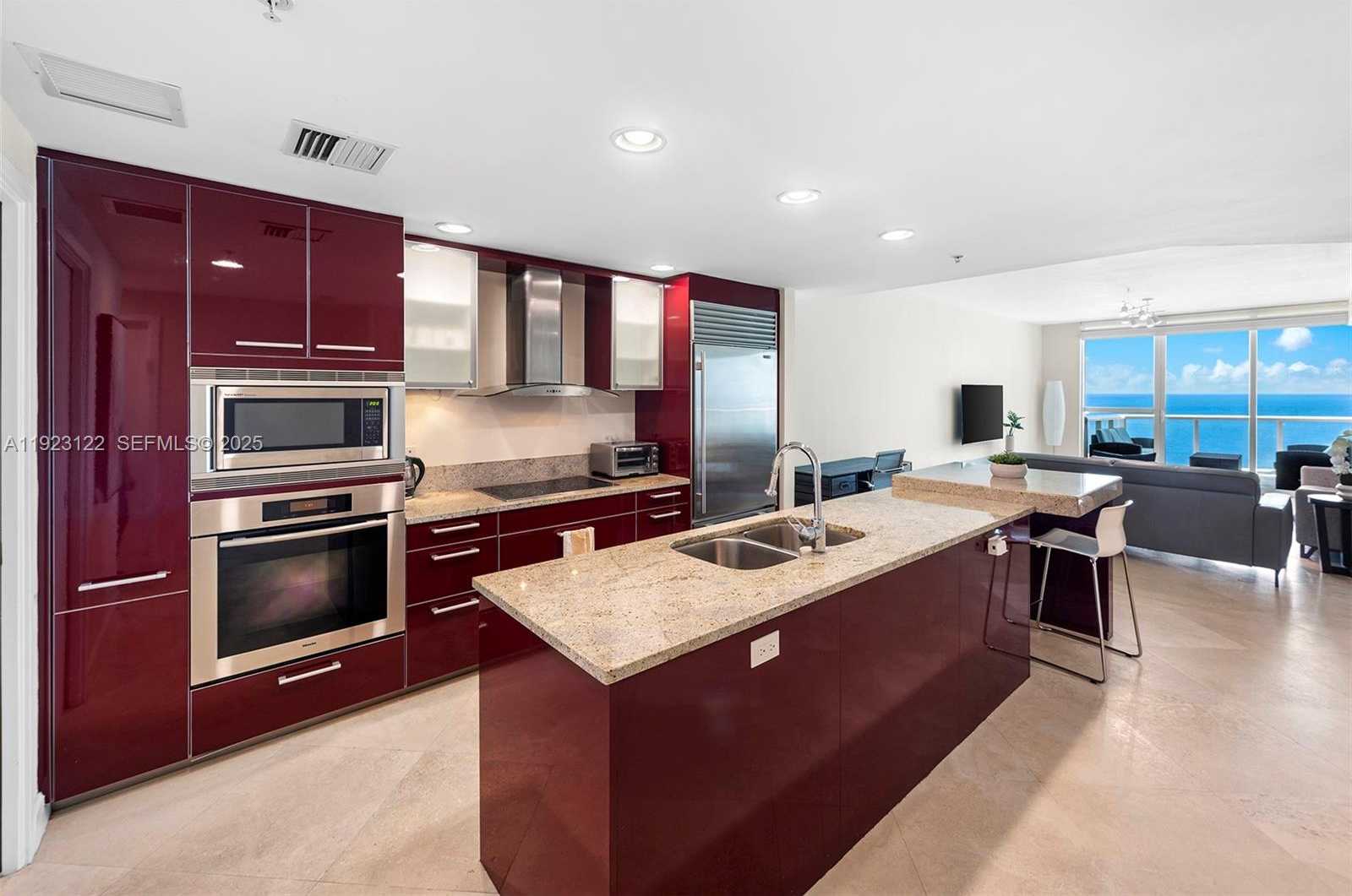 Small Image of 3801 COLLINS AVE #1602, Miami Beach Number 10