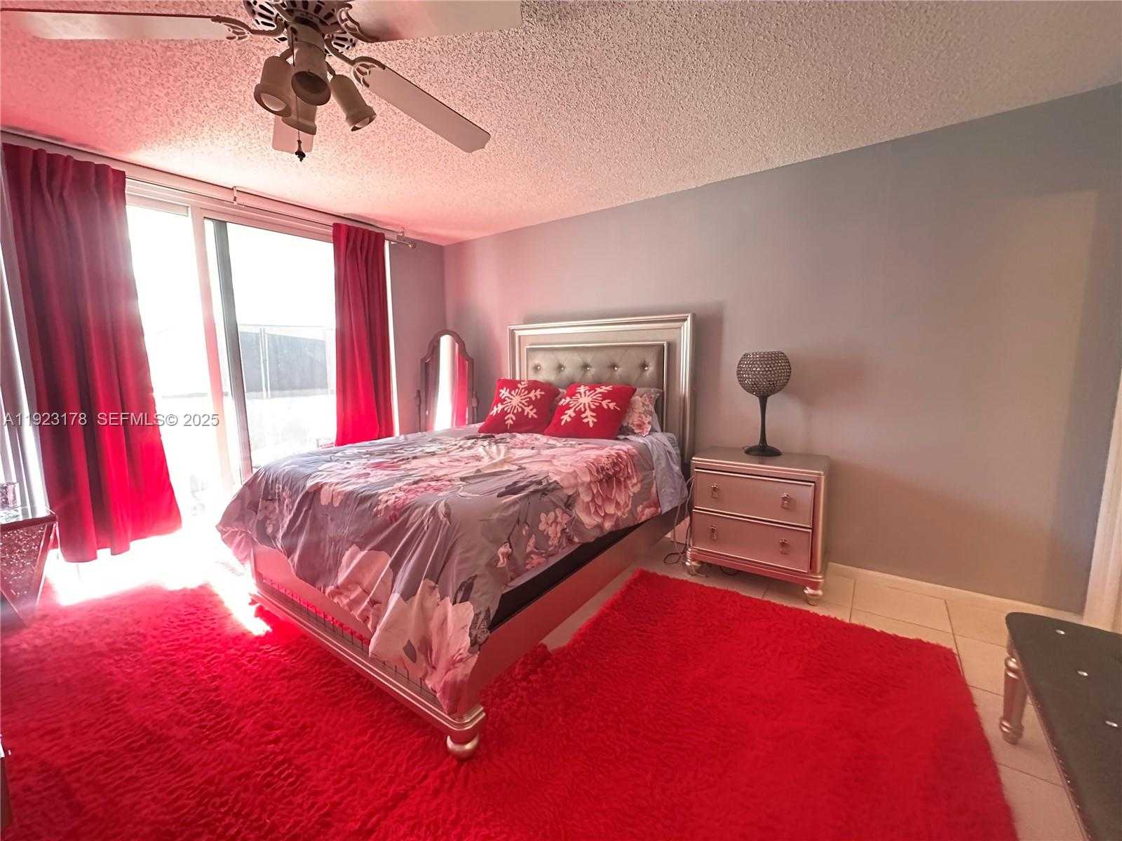 Small Image of 1801 SOUTH OCEAN DR #740, Hallandale Beach Number 4