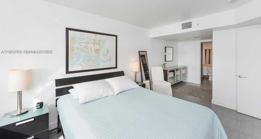 Small Image of 90 ALTON RD #1502, Miami Beach Number 13