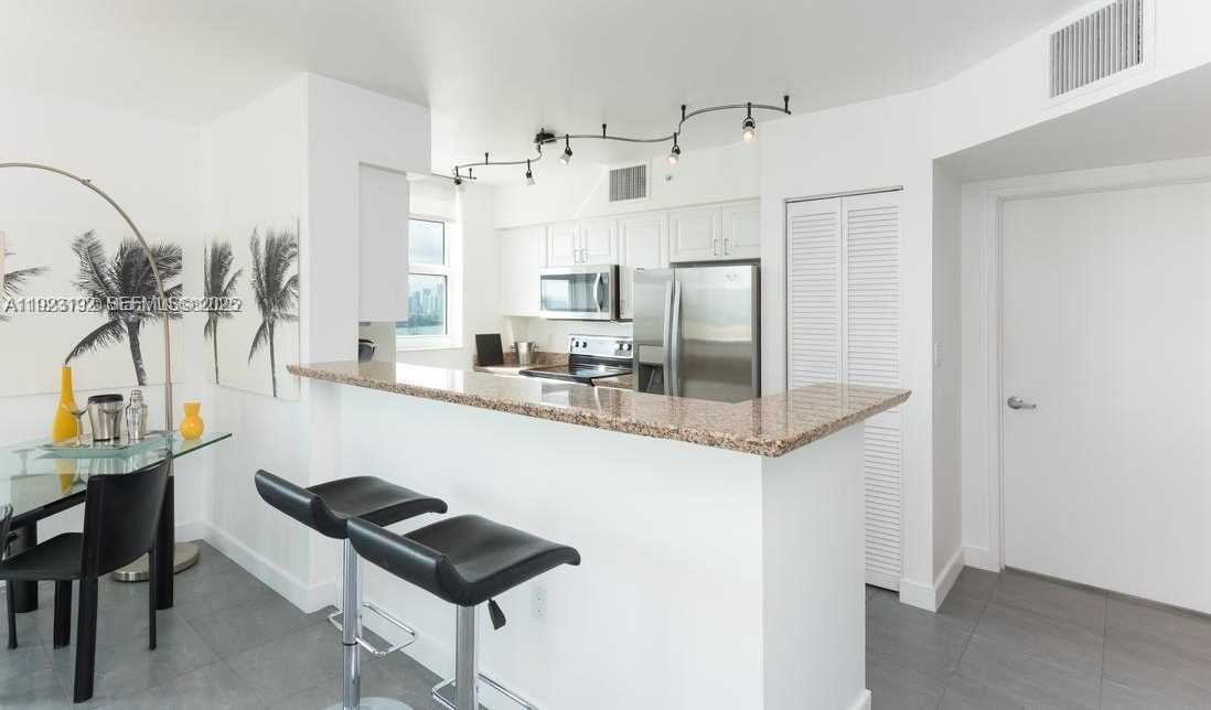 Small Image of 90 ALTON RD #1502, Miami Beach Number 7