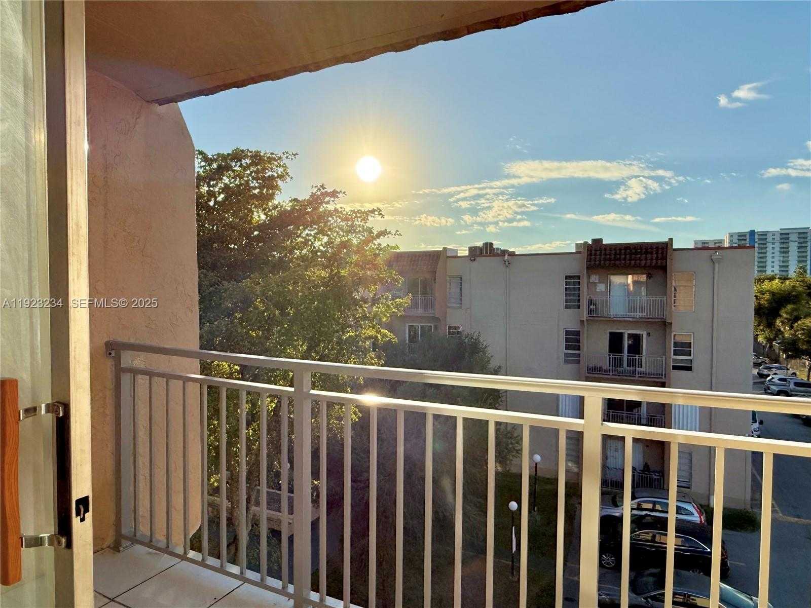 Small Image of 4713 NORTH WEST 7TH ST #405-1, Miami Number 11