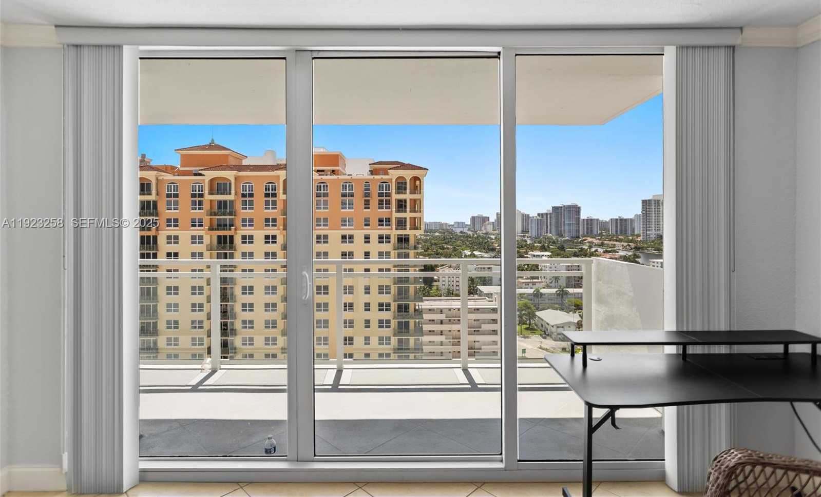 Small Image of 2030 SOUTH OCEAN DR #1710, Hallandale Beach Number 16