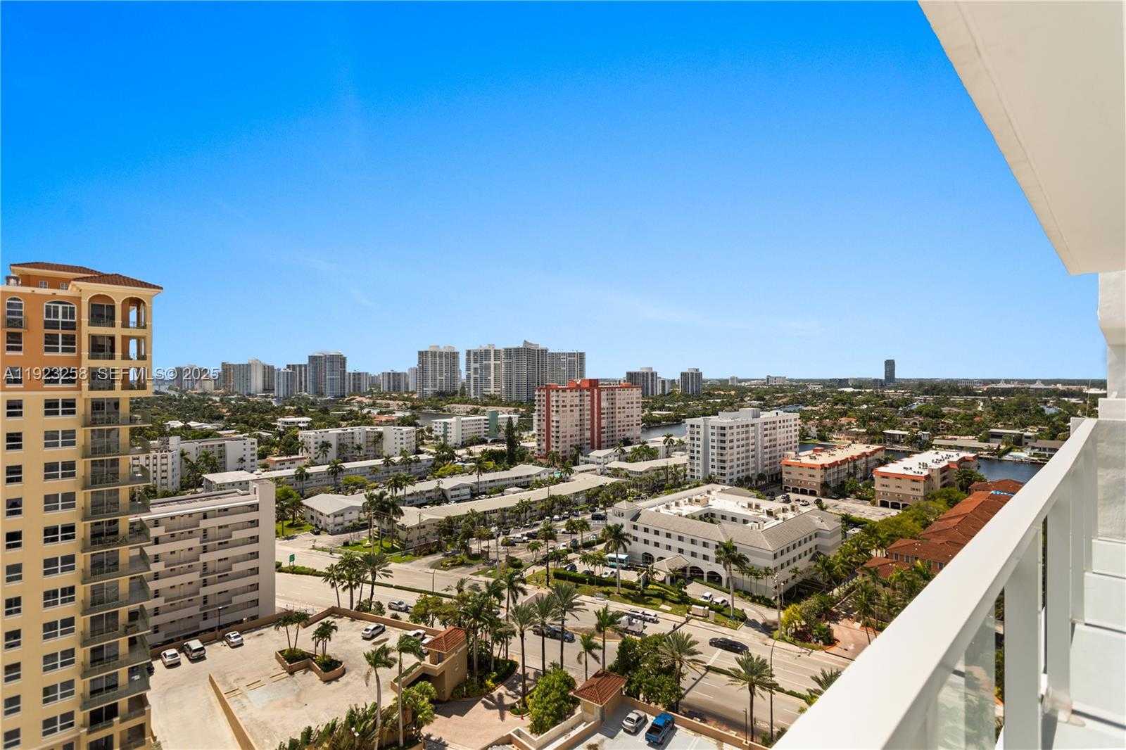 Small Image of 2030 SOUTH OCEAN DR #1710, Hallandale Beach Number 17