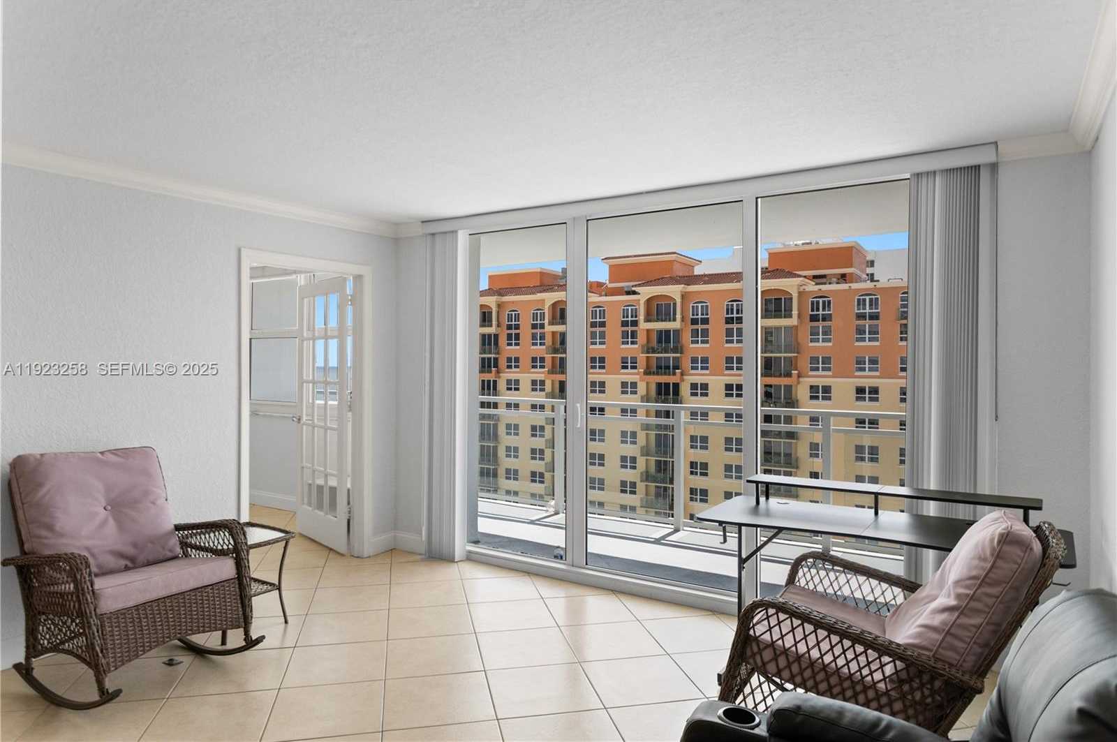 Small Image of 2030 SOUTH OCEAN DR #1710, Hallandale Beach Number 29