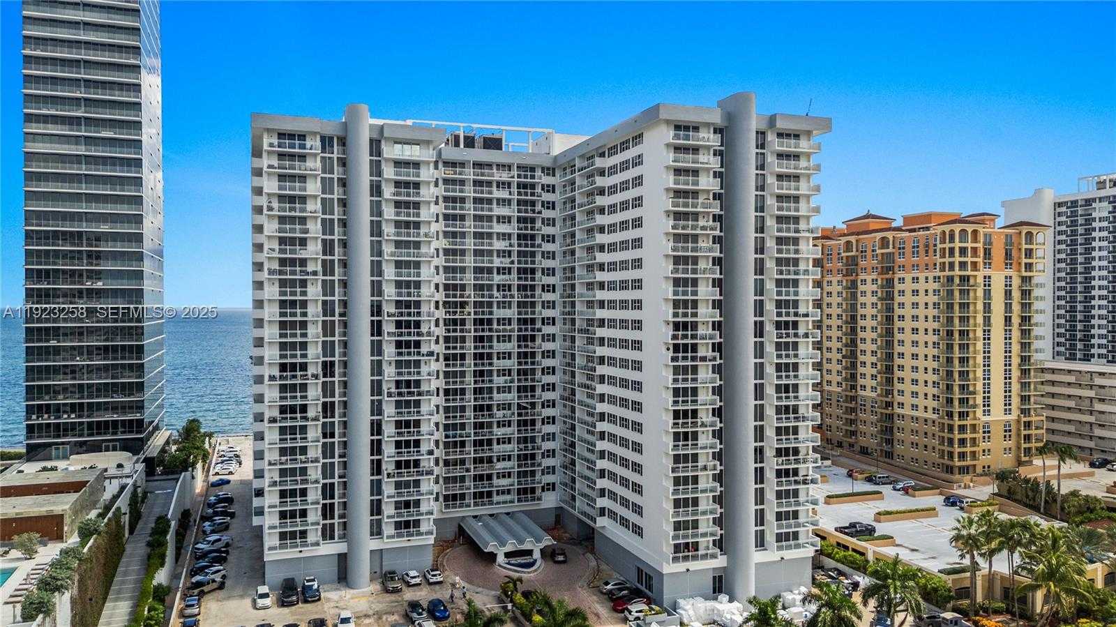 Small Image of 2030 SOUTH OCEAN DR #1710, Hallandale Beach Number 32