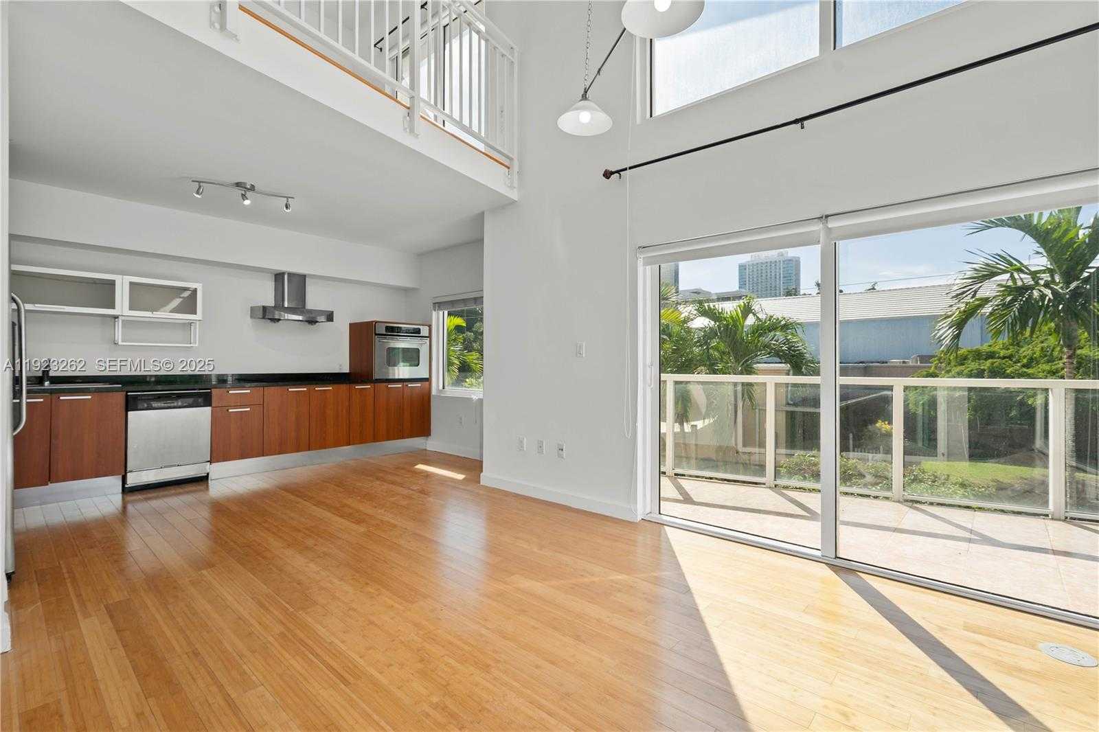 Small Image of 1650 BRICKELL AVE #106, Miami Number 15