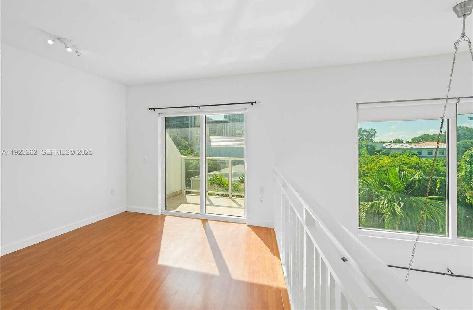 Small Image of 1650 BRICKELL AVE #106, Miami Number 19