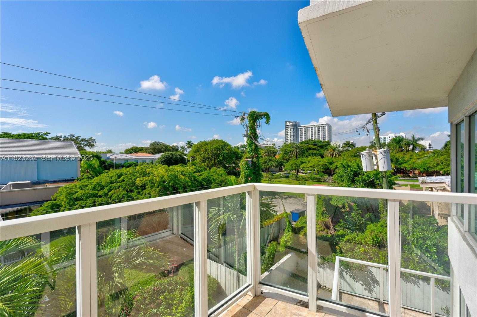 Small Image of 1650 BRICKELL AVE #106, Miami Number 22