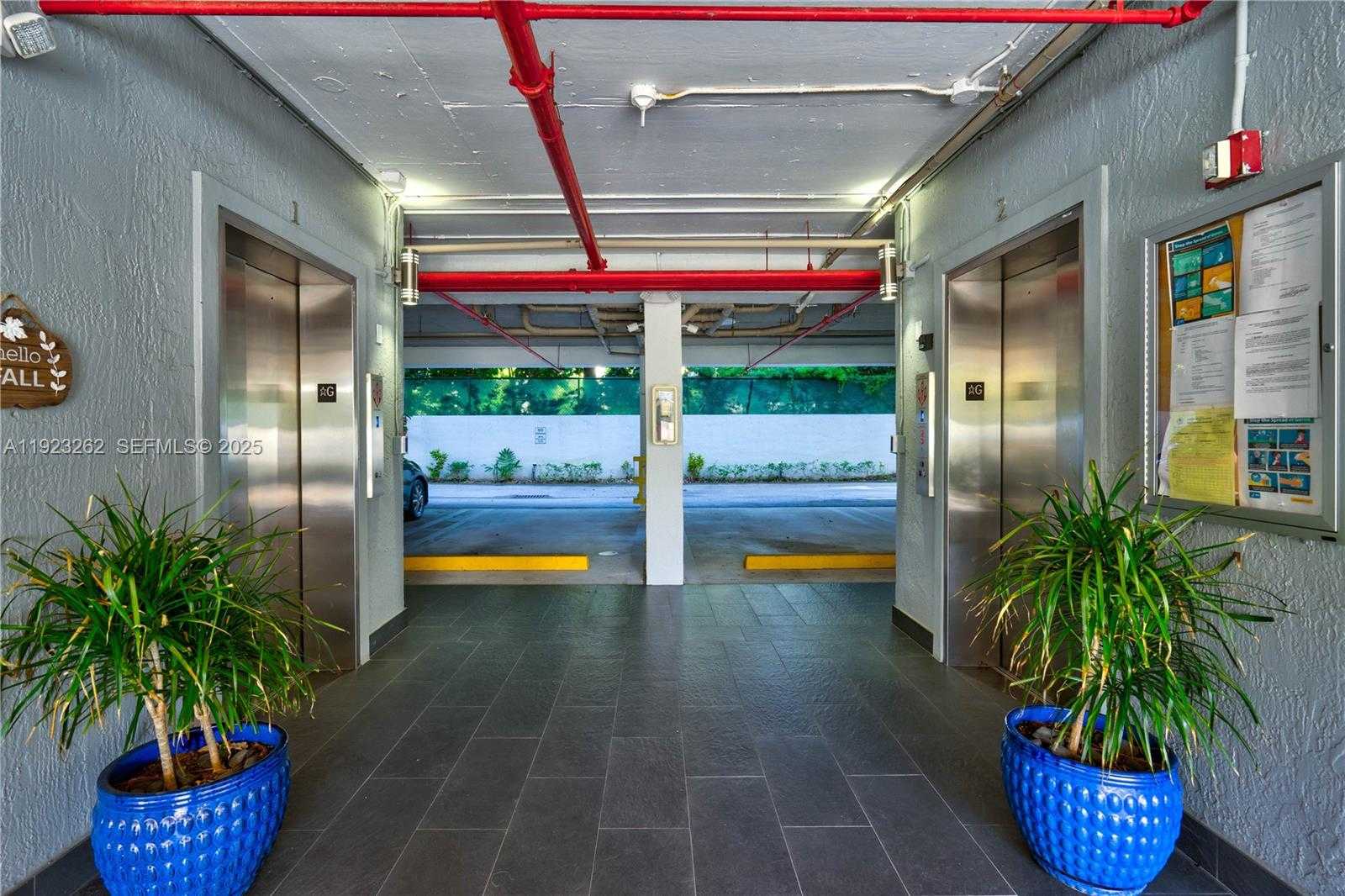 Small Image of 1650 BRICKELL AVE #106, Miami Number 31