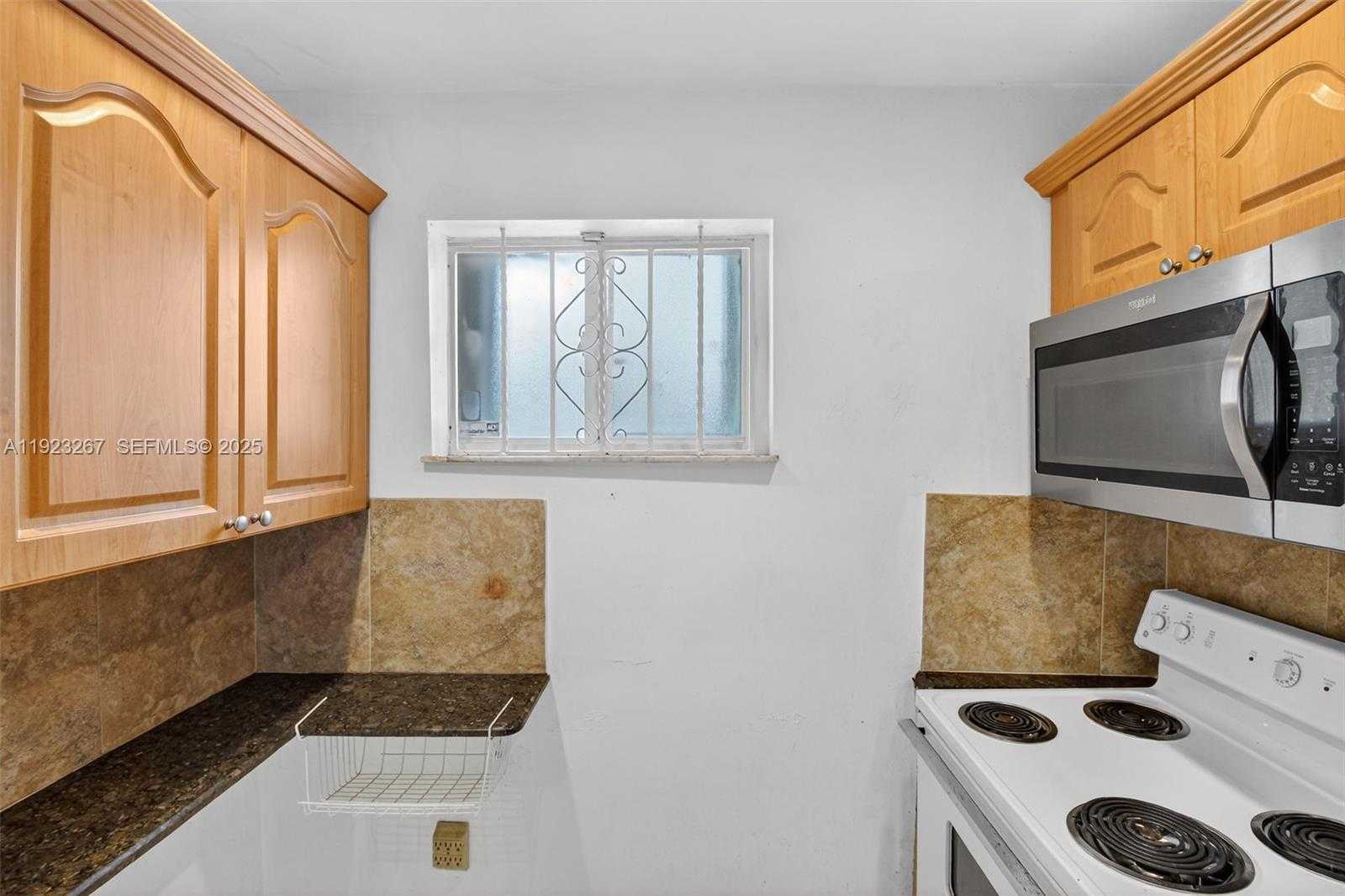 Small Image of 11309 SOUTH WEST 200TH ST #209-C, Miami Number 10