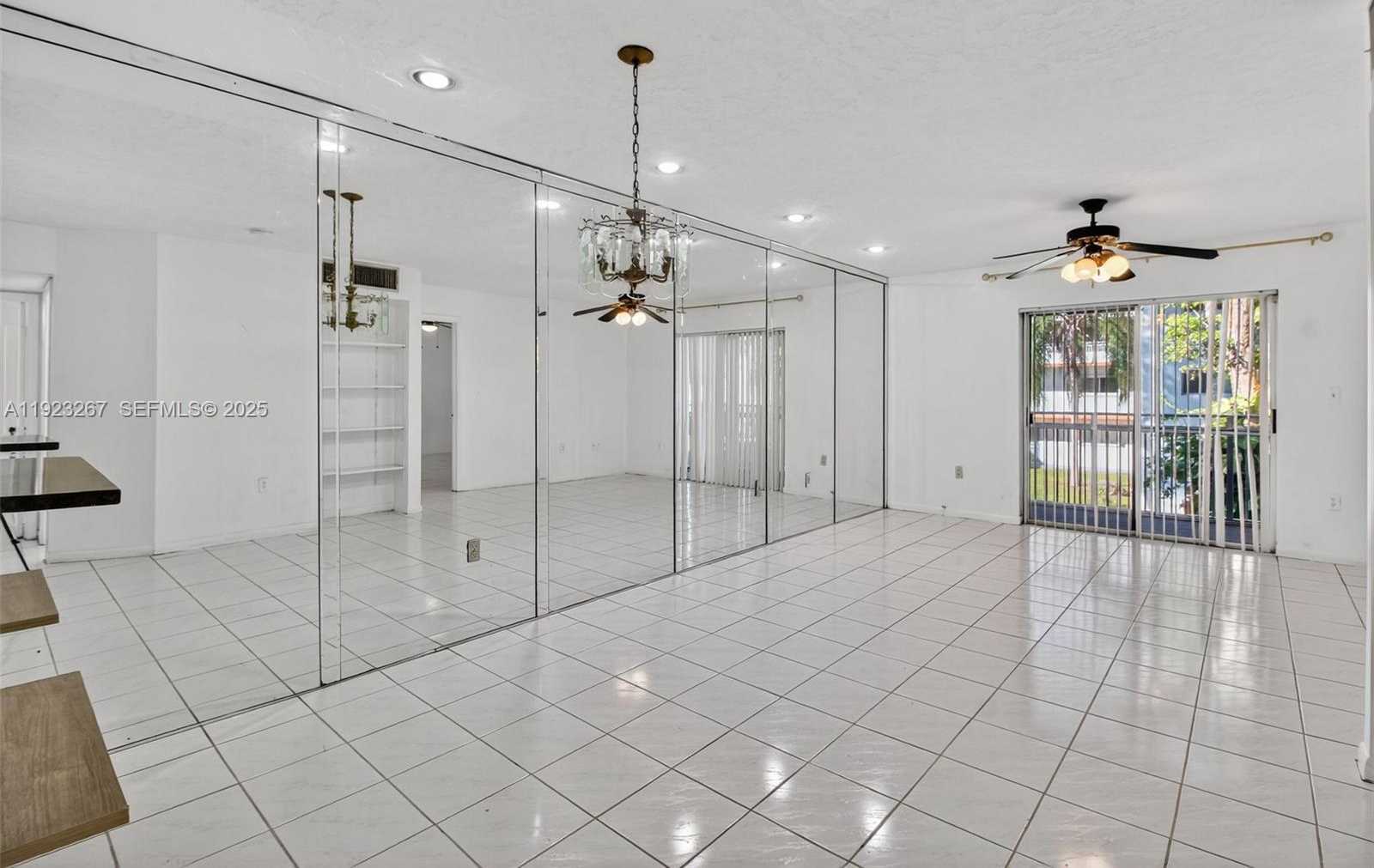 Small Image of 11309 SOUTH WEST 200TH ST #209-C, Miami Number 4