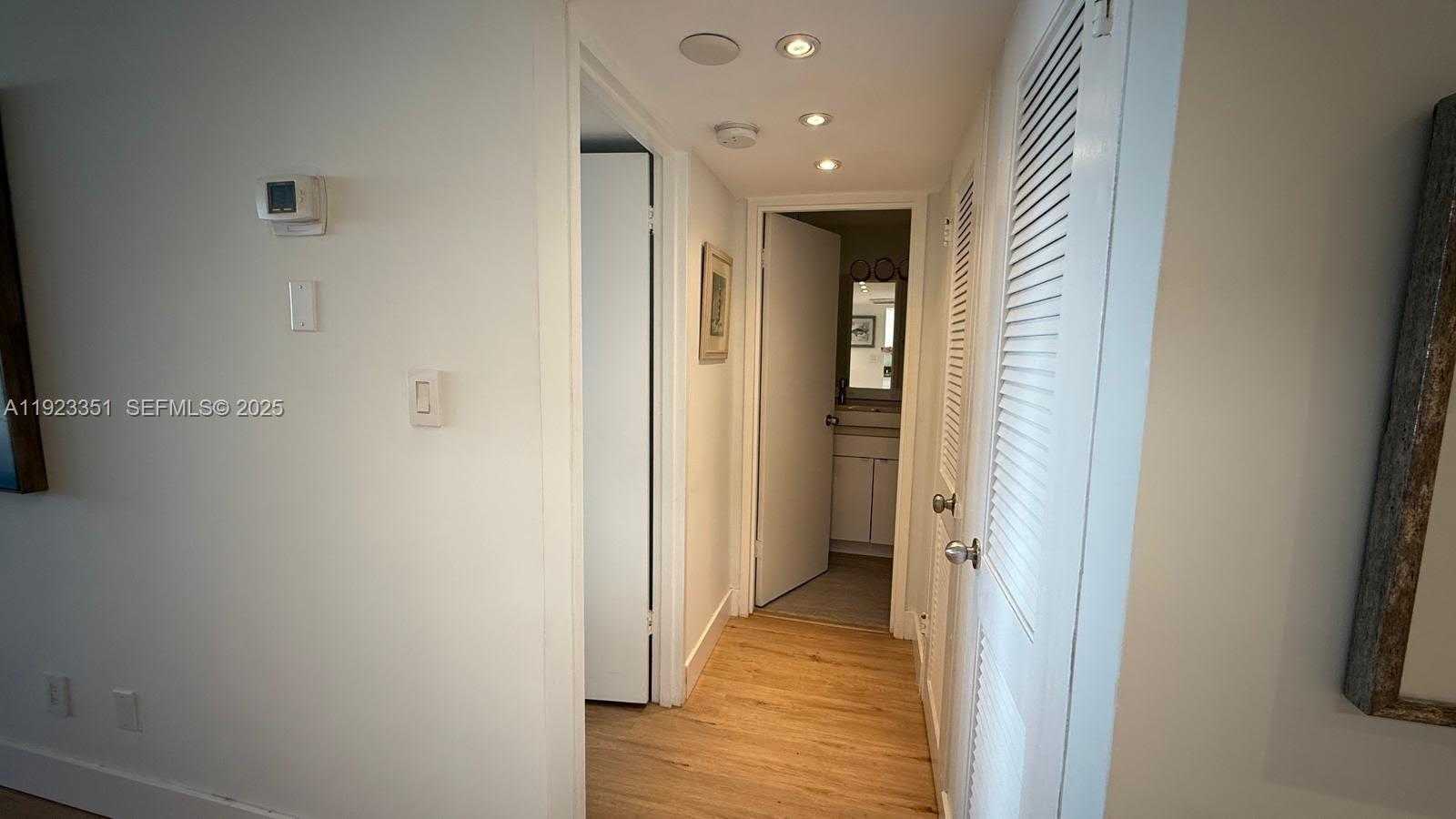 Small Image of 100 LINCOLN RD #410, Miami Beach Number 14