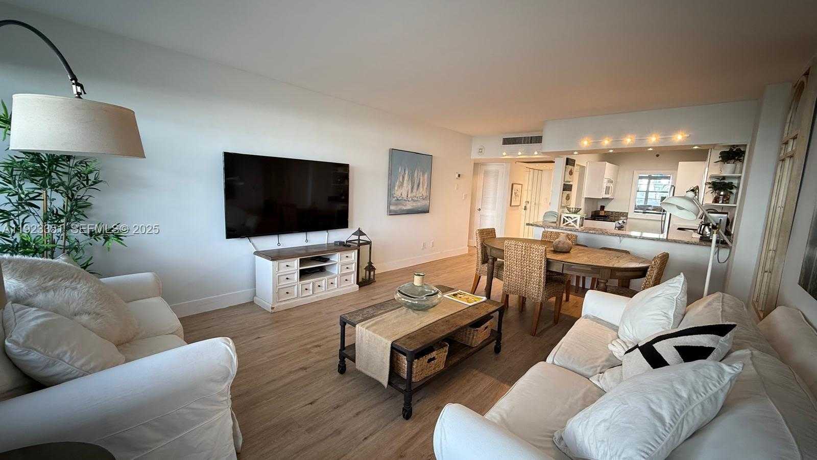 Small Image of 100 LINCOLN RD #410, Miami Beach Number 2