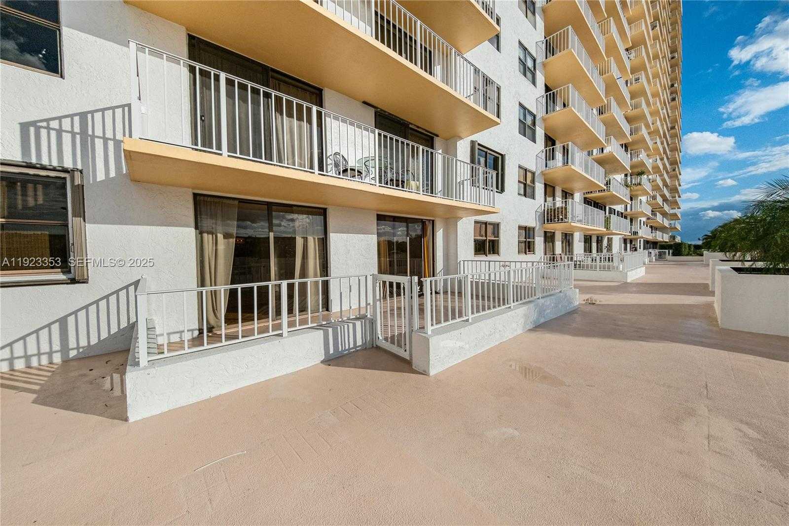 Small Image of 290 174TH ST #307, Sunny Isles Beach Number 16