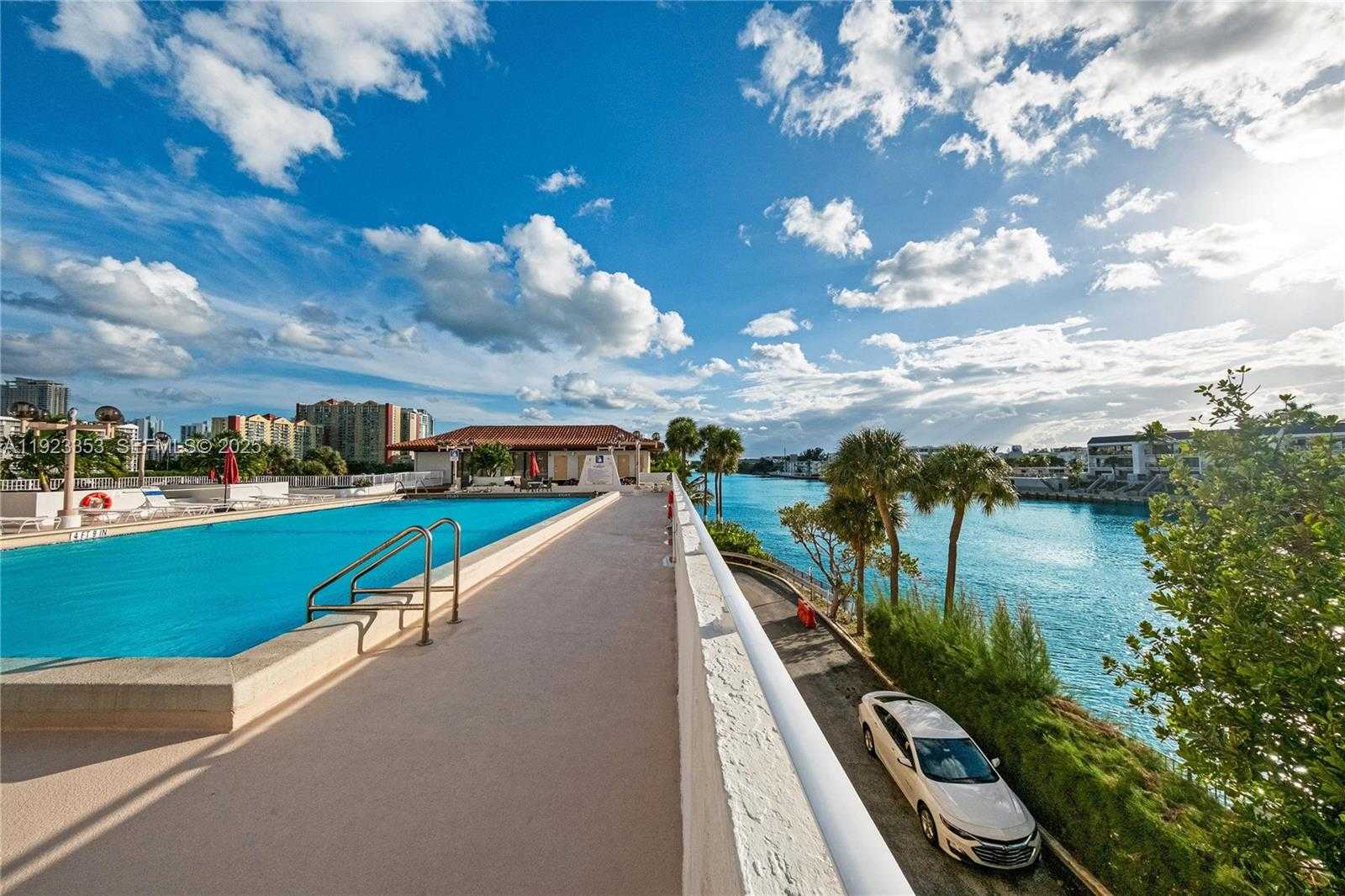 Small Image of 290 174TH ST #307, Sunny Isles Beach Number 22