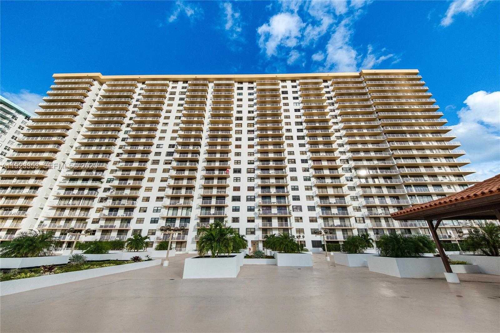 Small Image of 290 174TH ST #307, Sunny Isles Beach Number 31