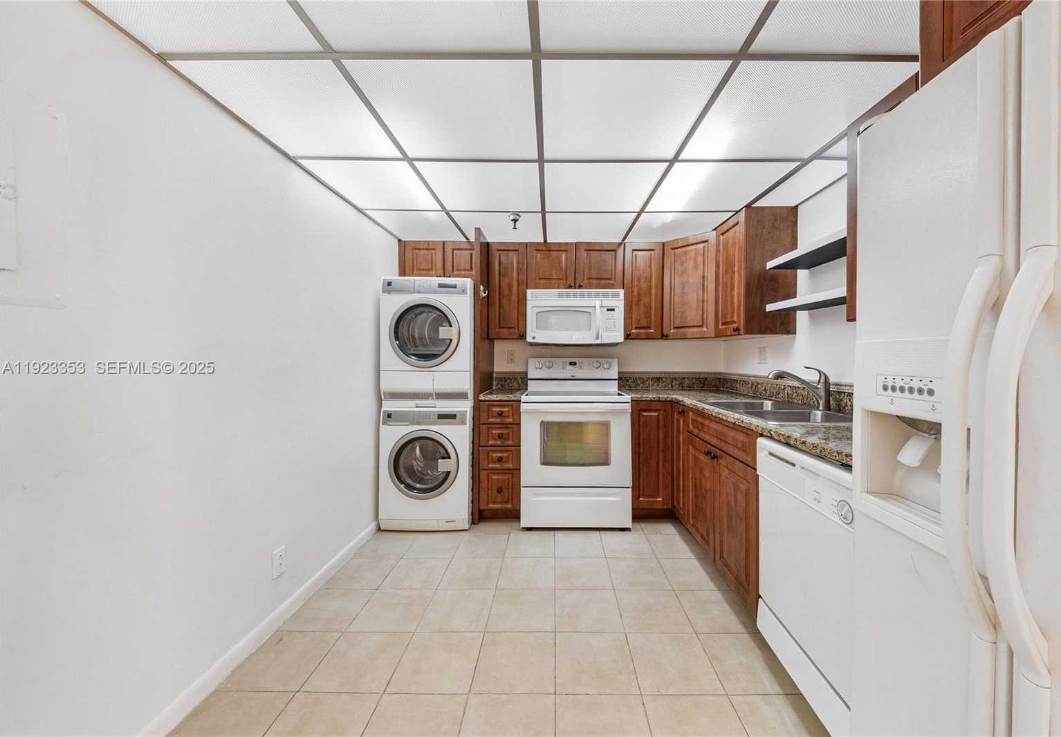 Small Image of 290 174TH ST #307, Sunny Isles Beach Number 7