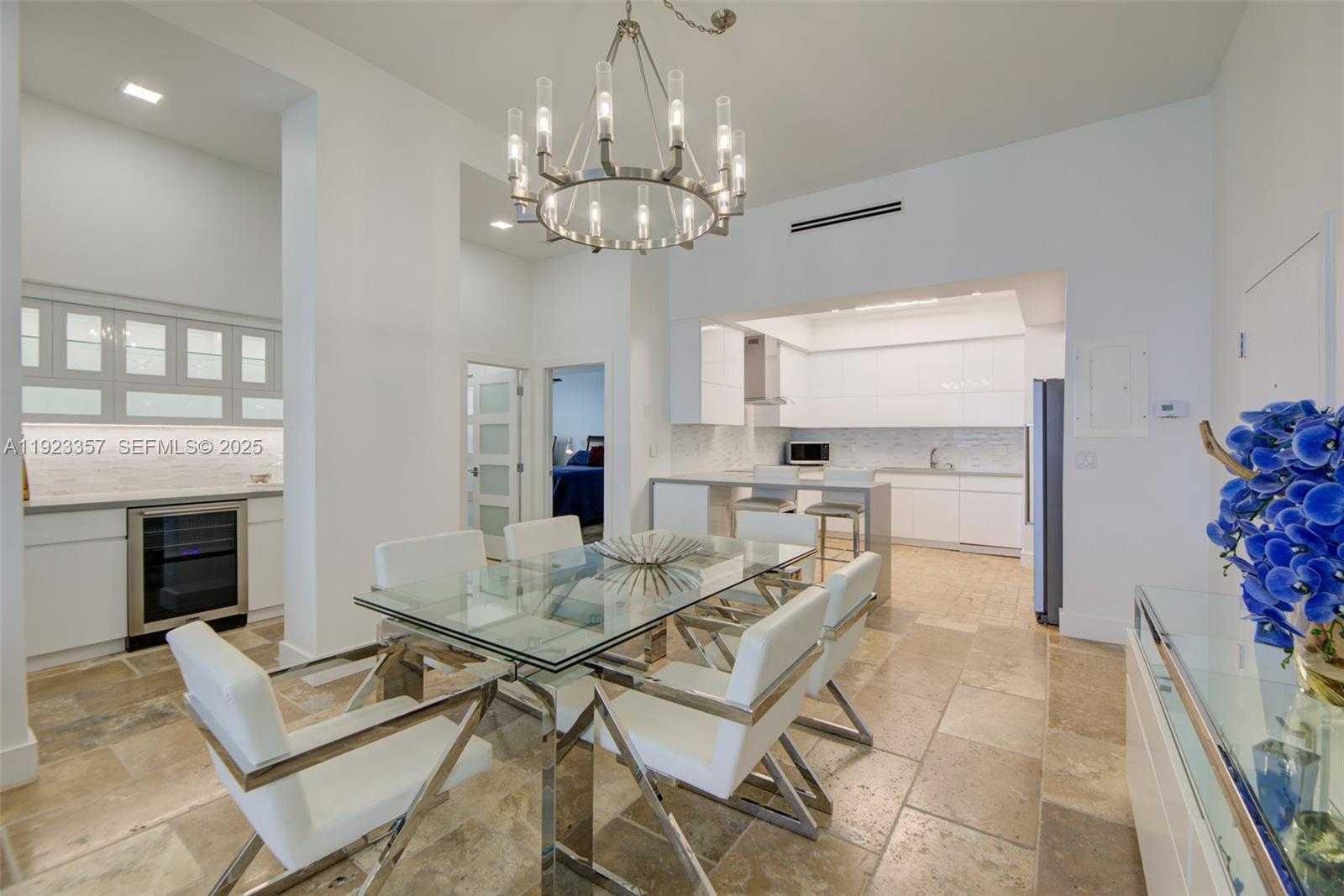 Imagen de Pequeño Objeto