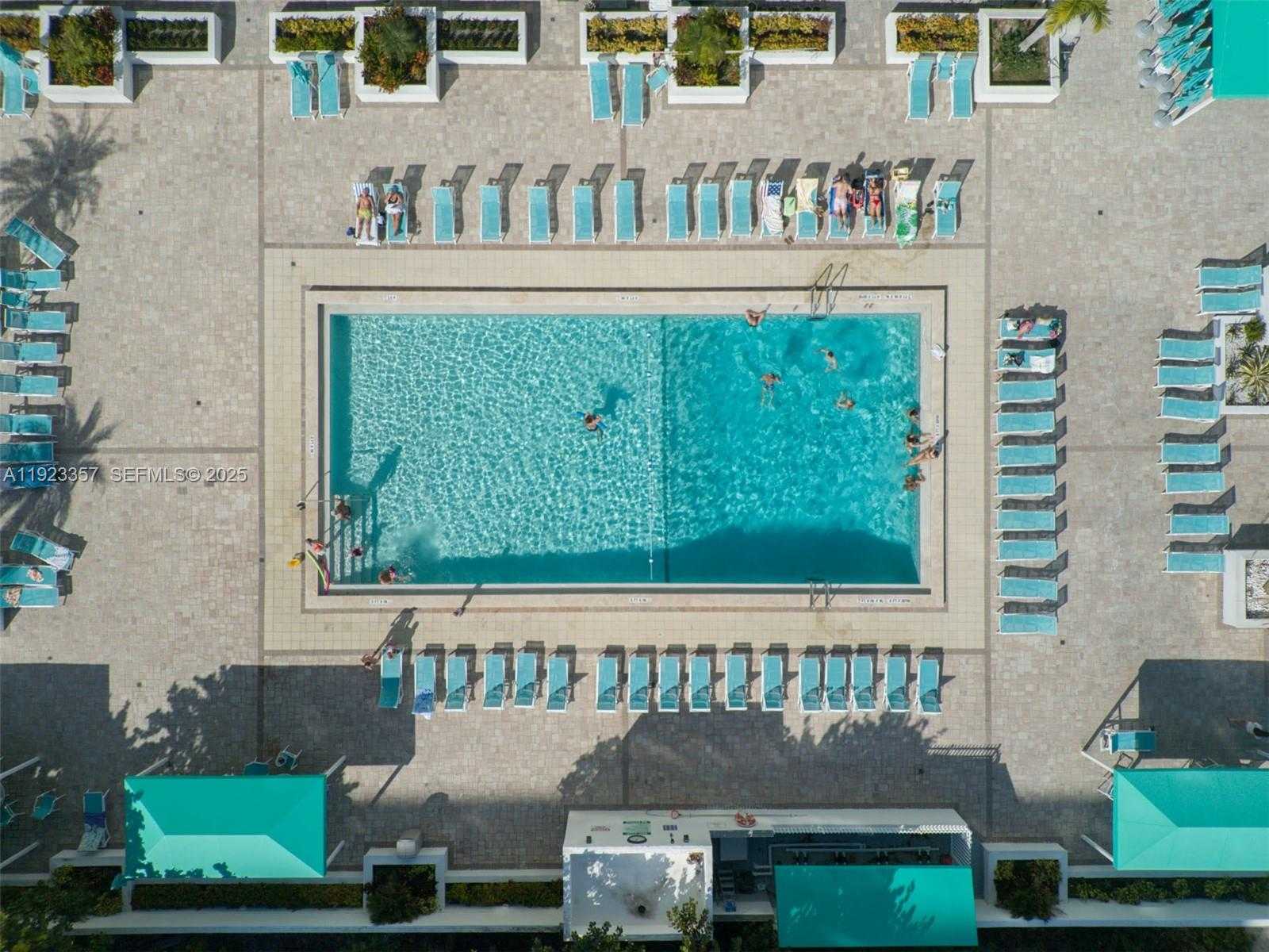 Imagen de Pequeño Objeto